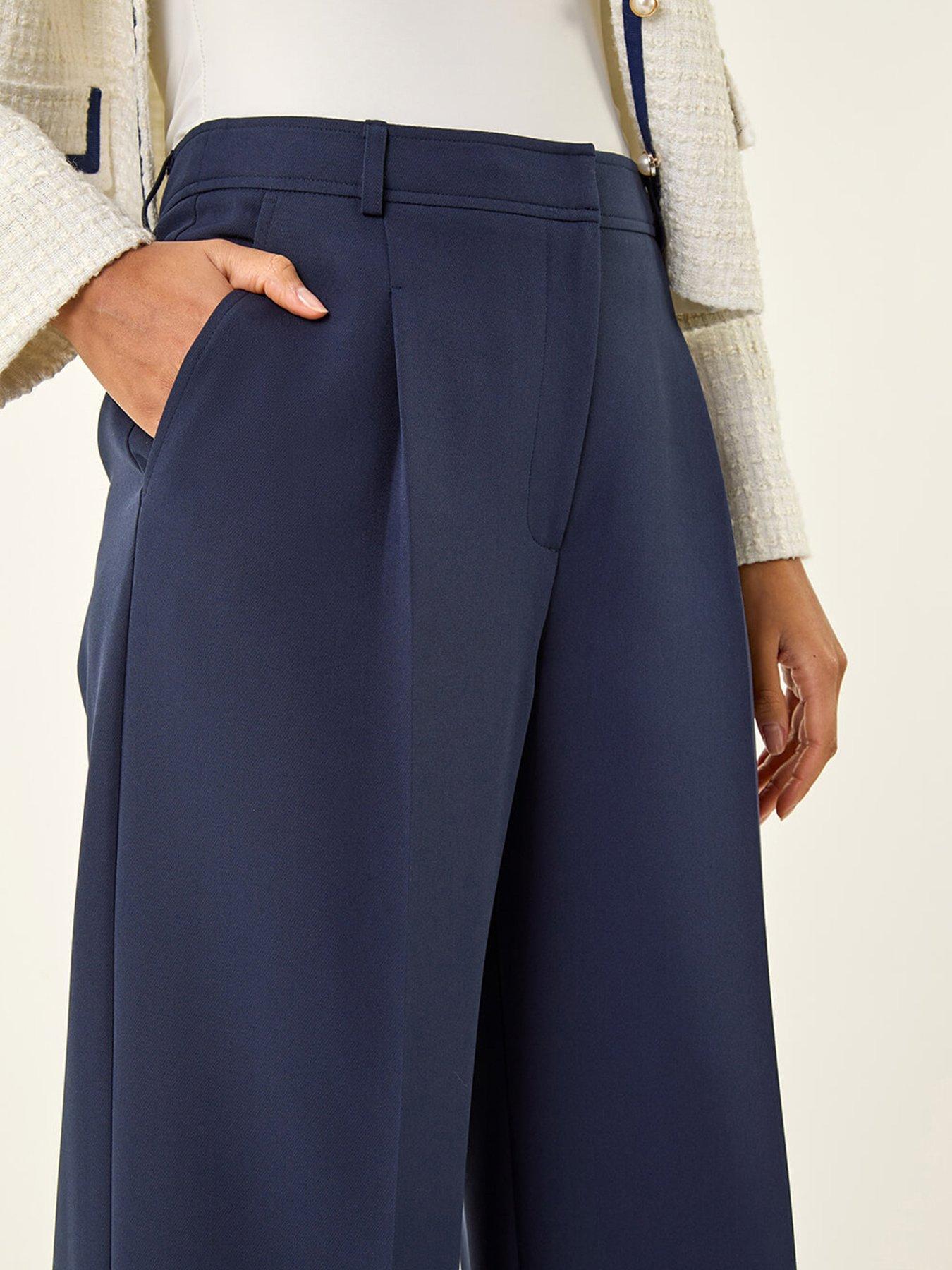 roman-pleat-front-wide-leg-trouserdetail