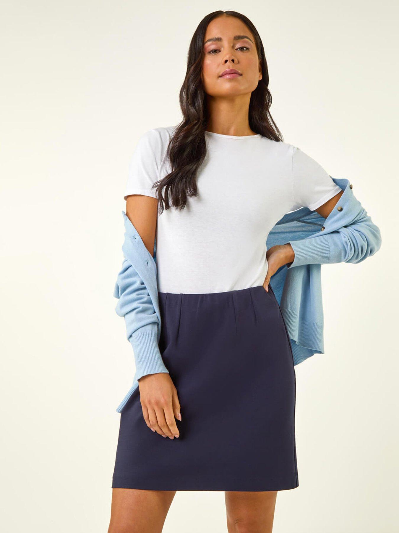 roman-petite-ponte-stretch-pencil-skirtoutfit