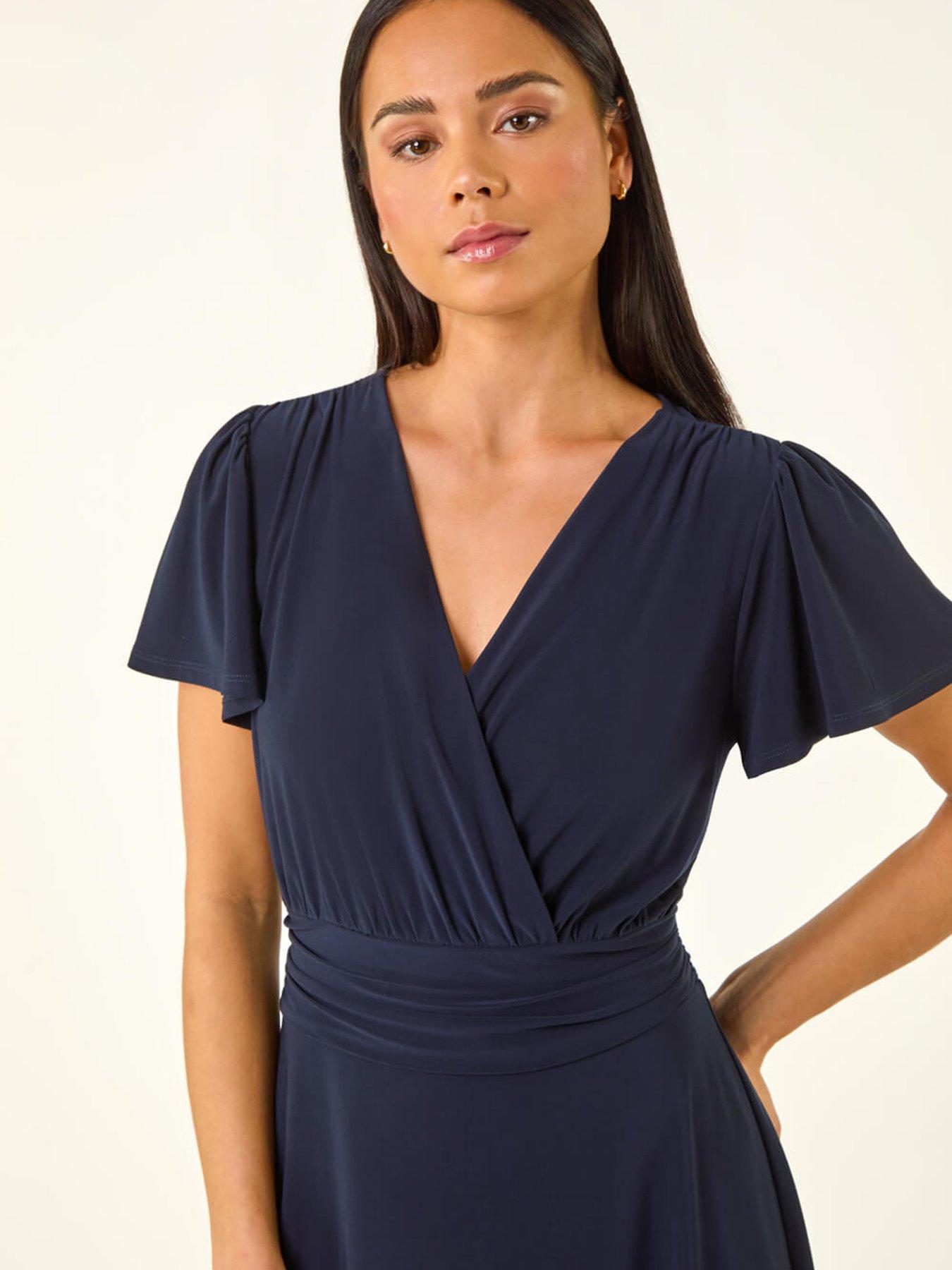 roman-petite-crossover-stretch-dressoutfit