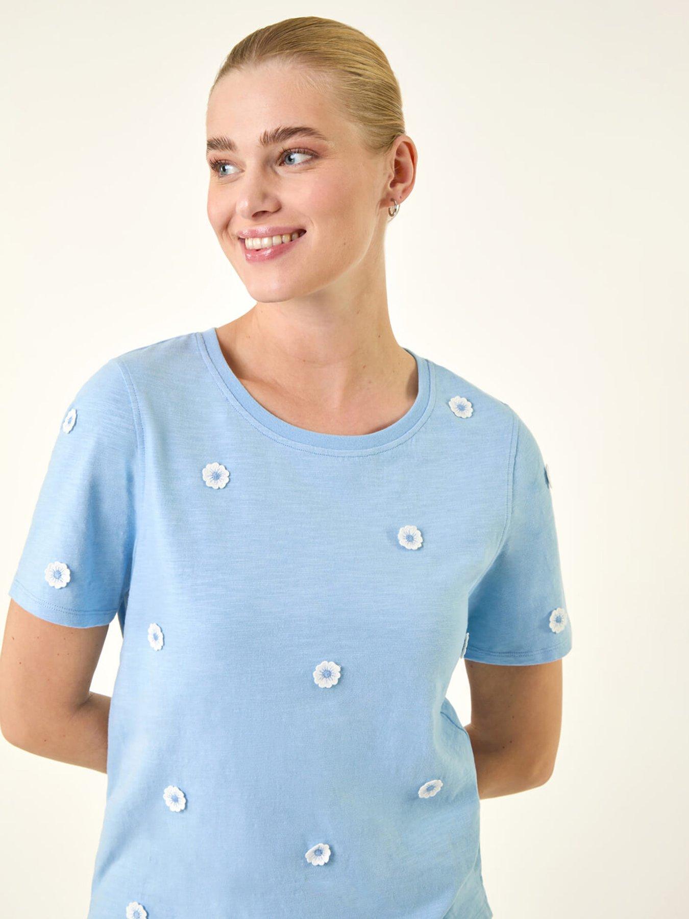 roman-textured-floral-stretch-t-shirtoutfit