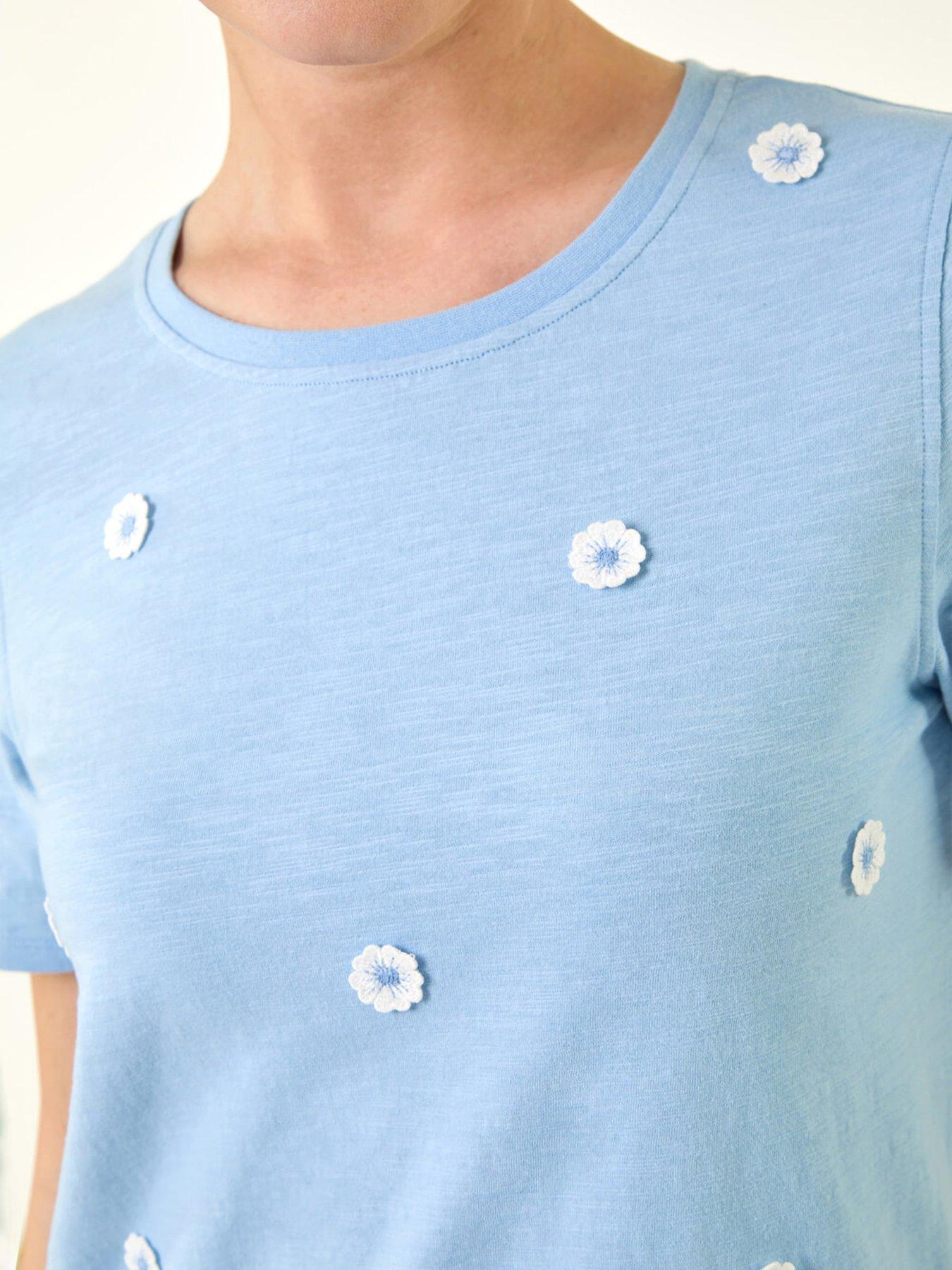 roman-textured-floral-stretch-t-shirtdetail