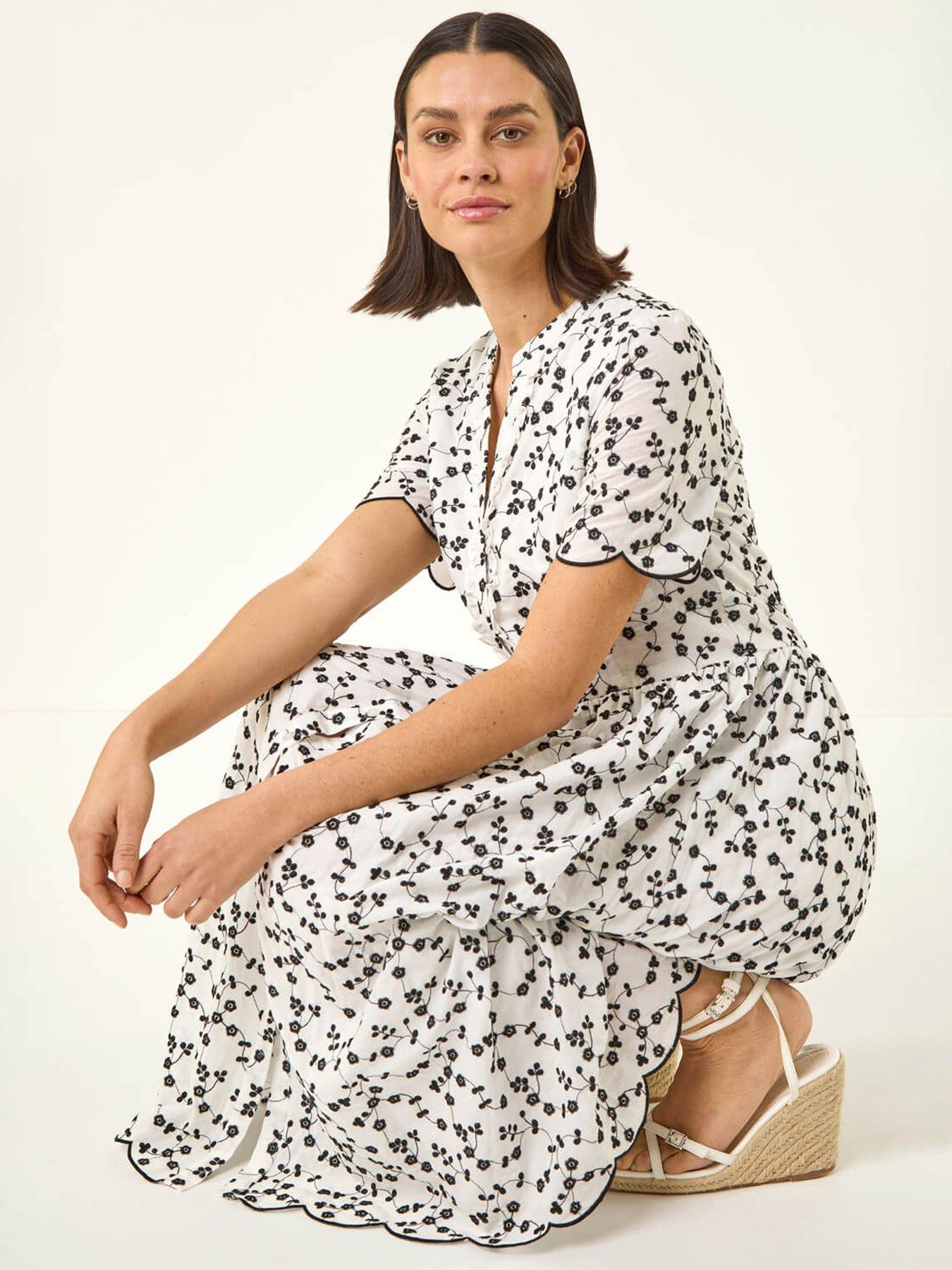 roman-embroidered-buttoned-midi-dressoutfit