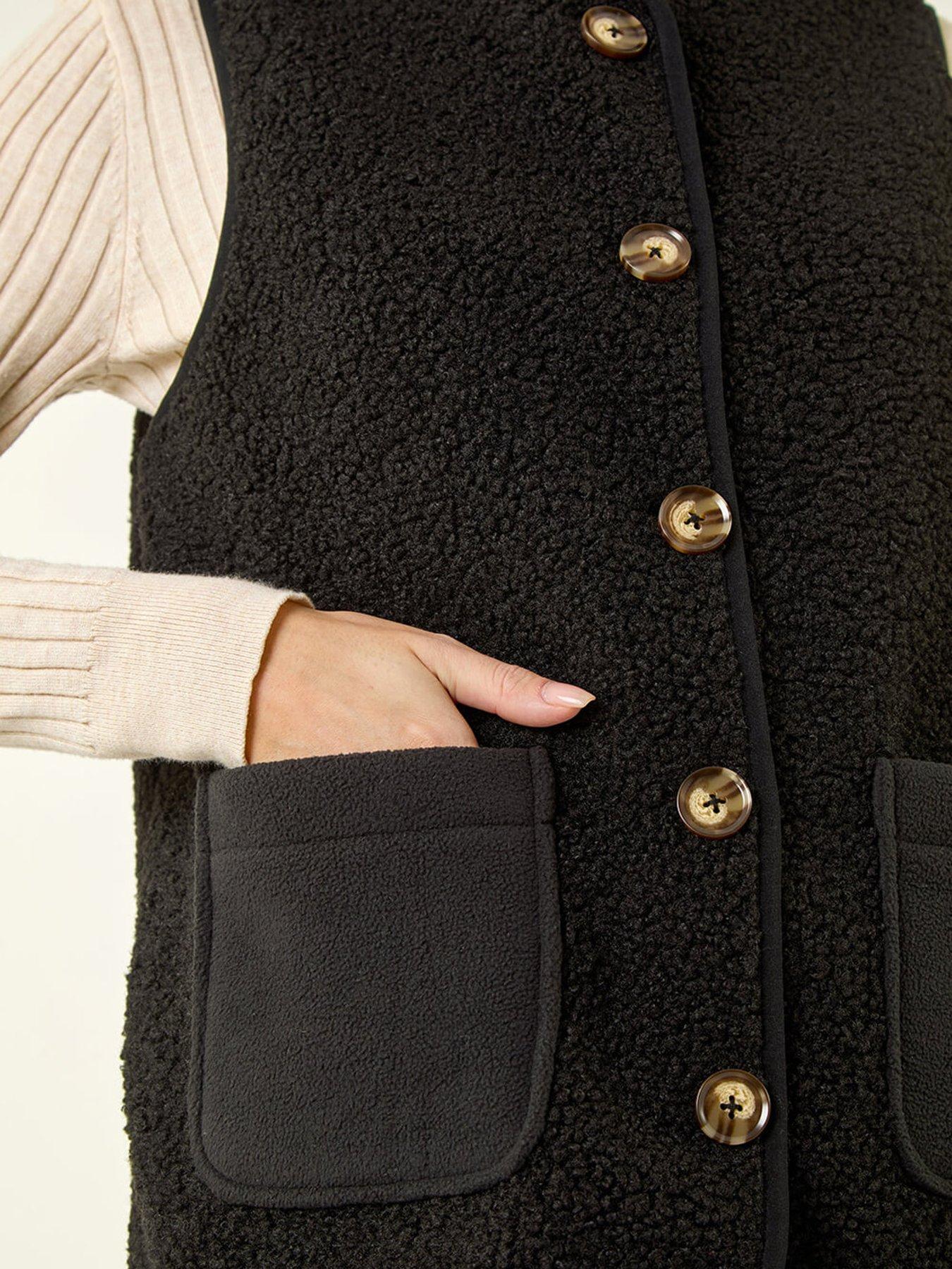 roman-fleece-pocket-giletdetail