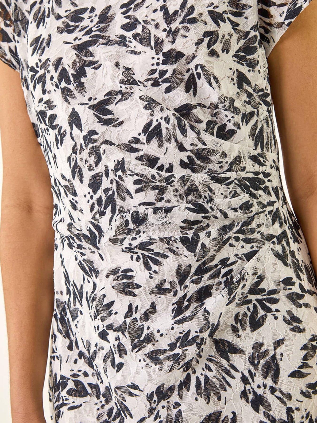 roman-heart-print-lace-stretch-dressdetail
