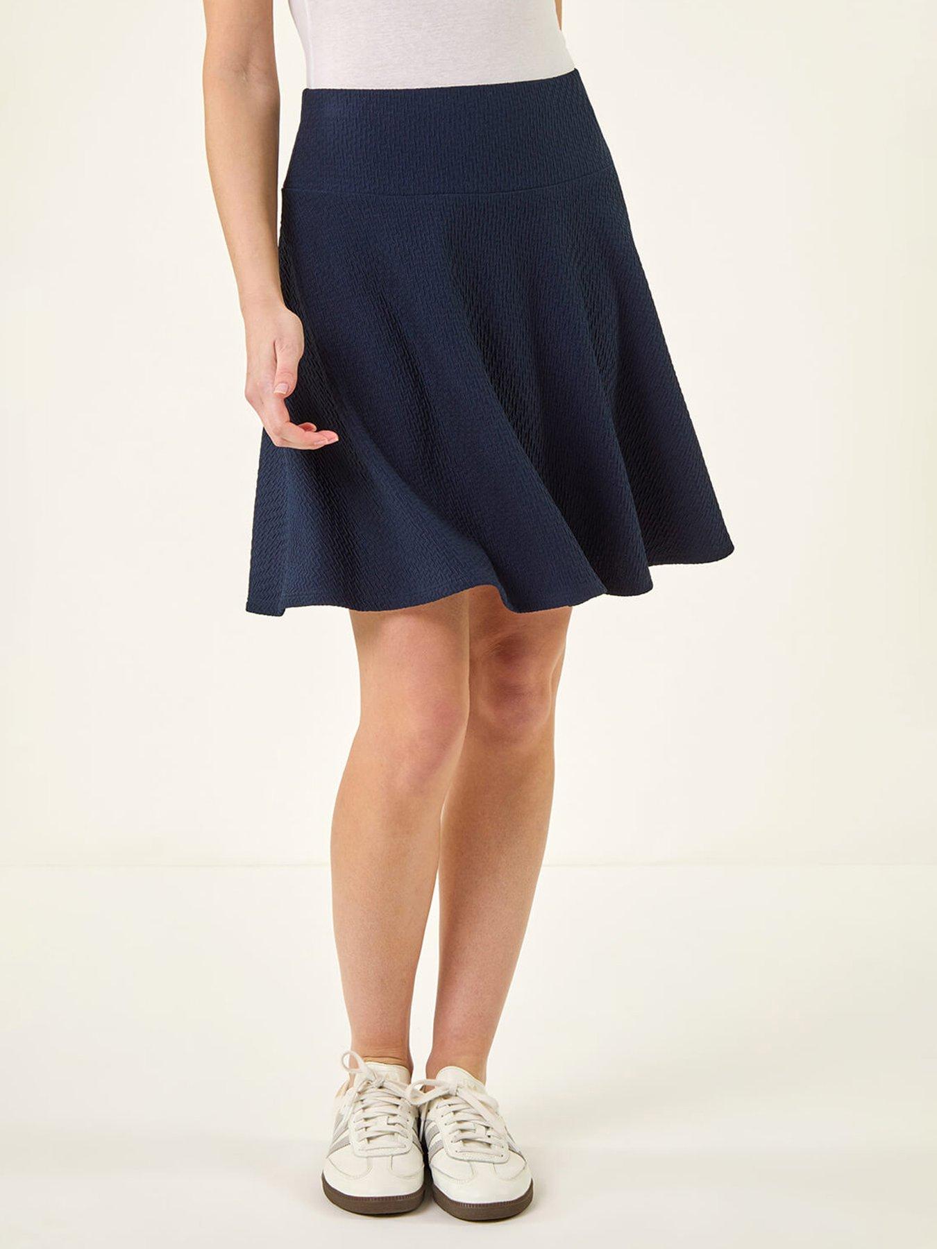 roman-textured-skater-skirtfront
