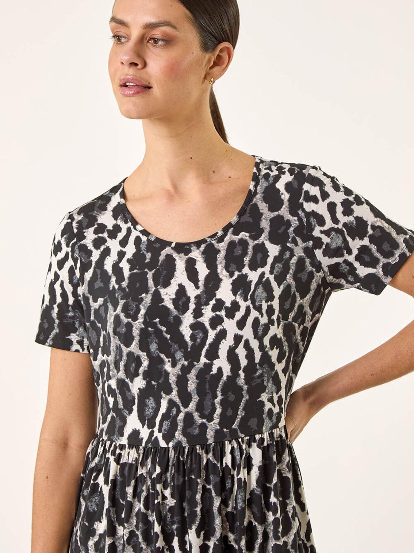 roman-animal-print-stretch-midi-dressoutfit
