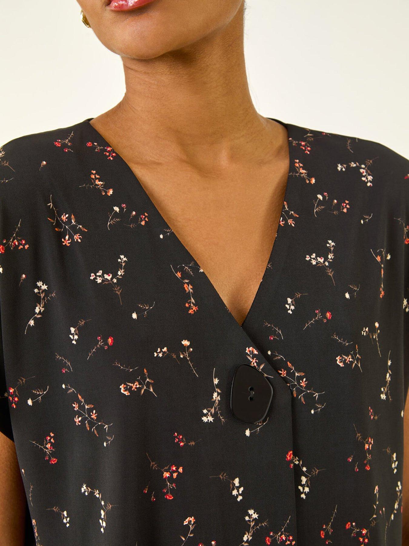 roman-floral-print-v-neck-topdetail