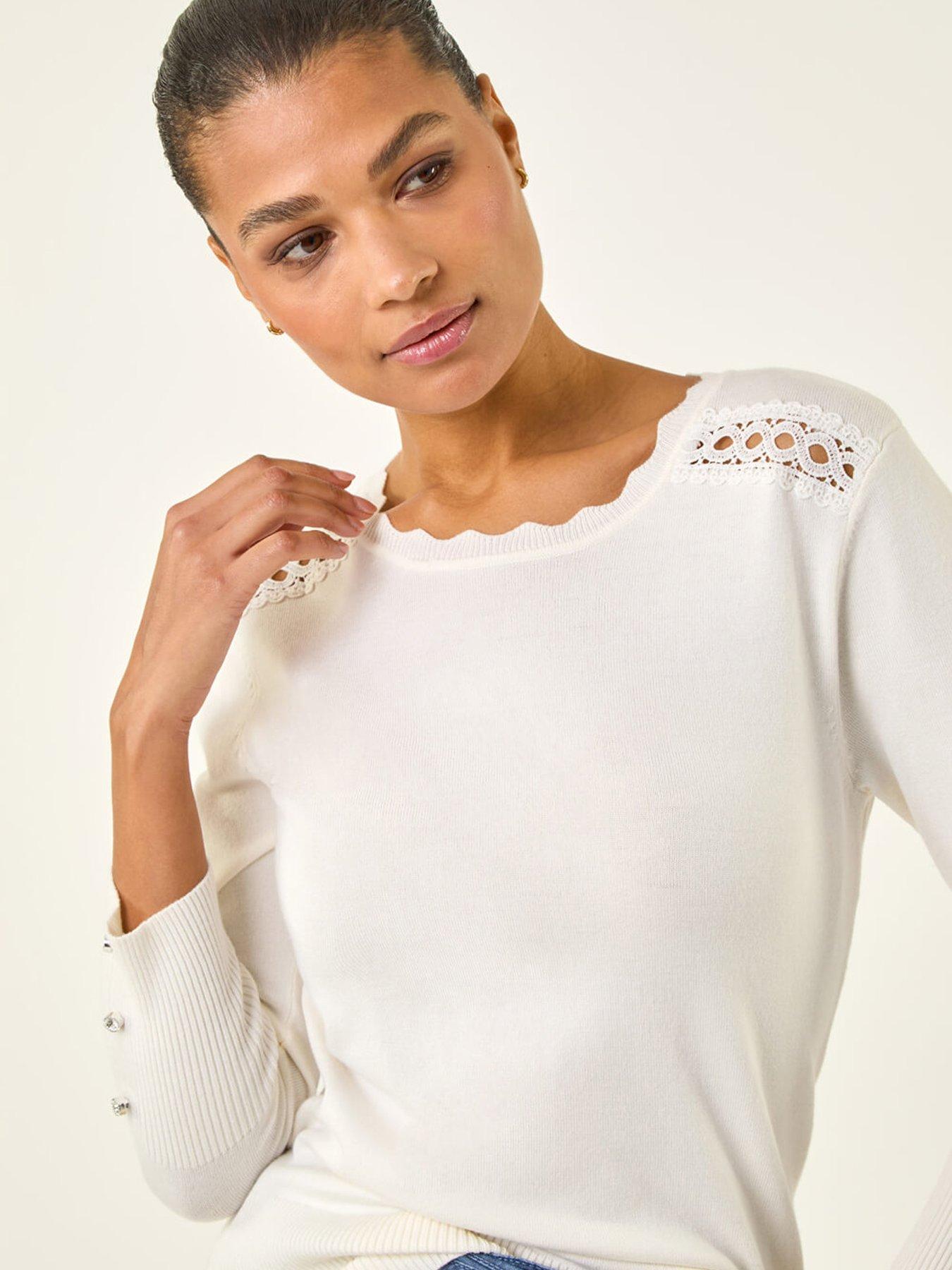 roman-scalloped-neck-knit-jumperoutfit