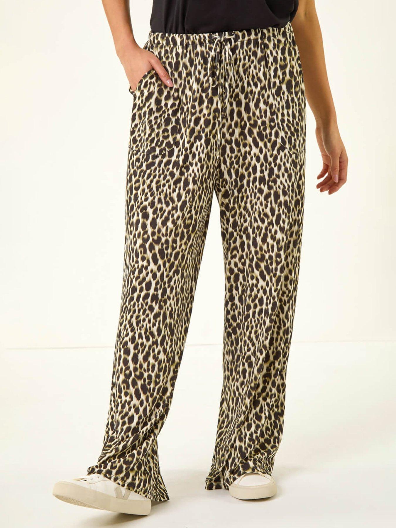 roman-petite-animal-wide-leg-trouseroutfit