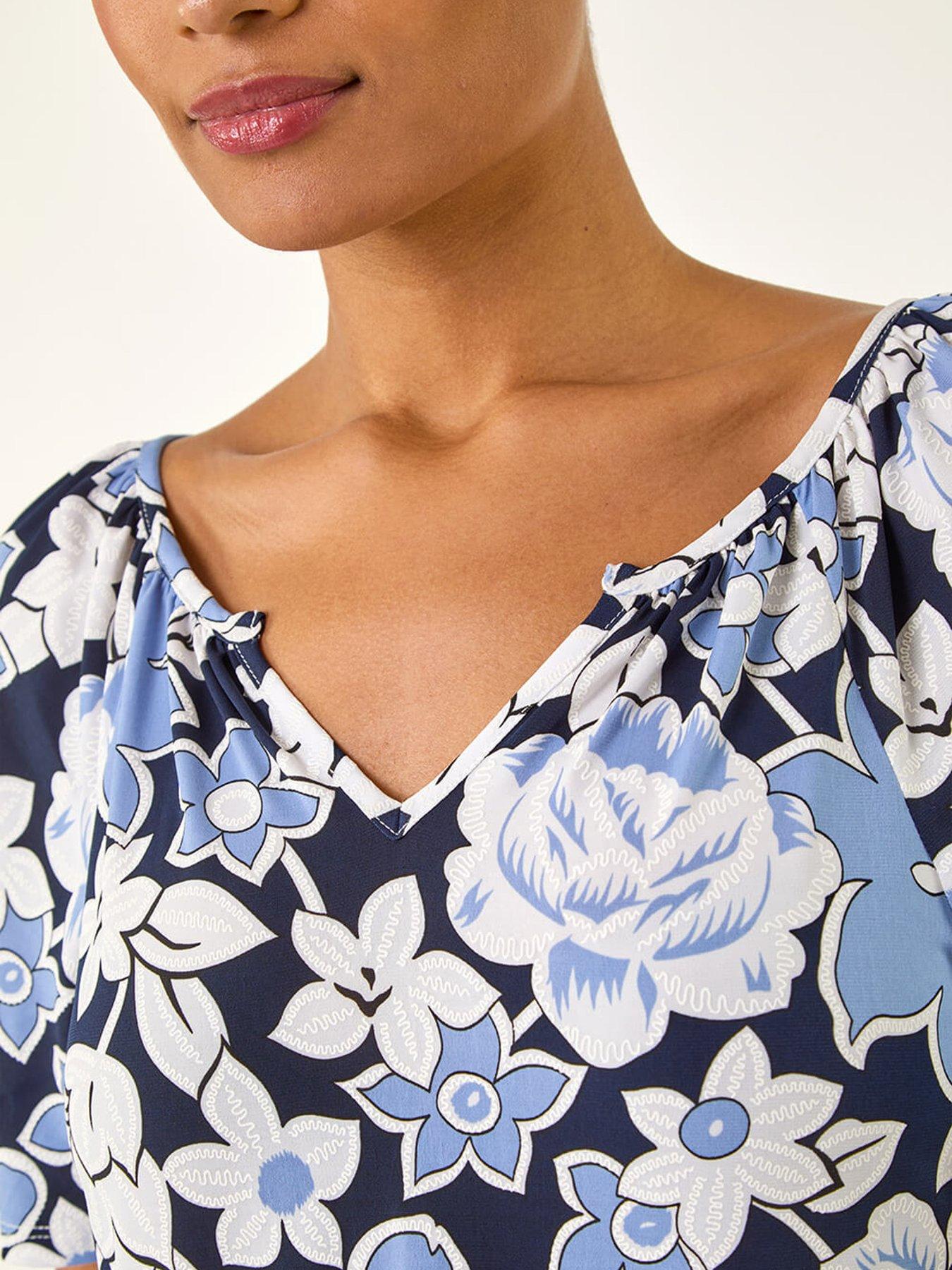 roman-floral-puff-print-v-neck-topdetail