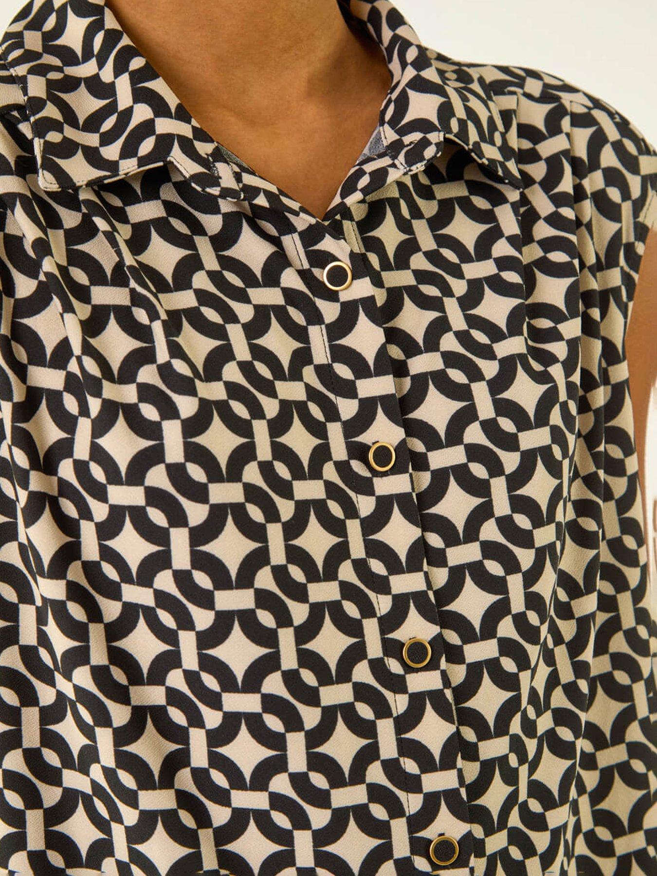 roman-geometric-sleeveless-shirtdetail