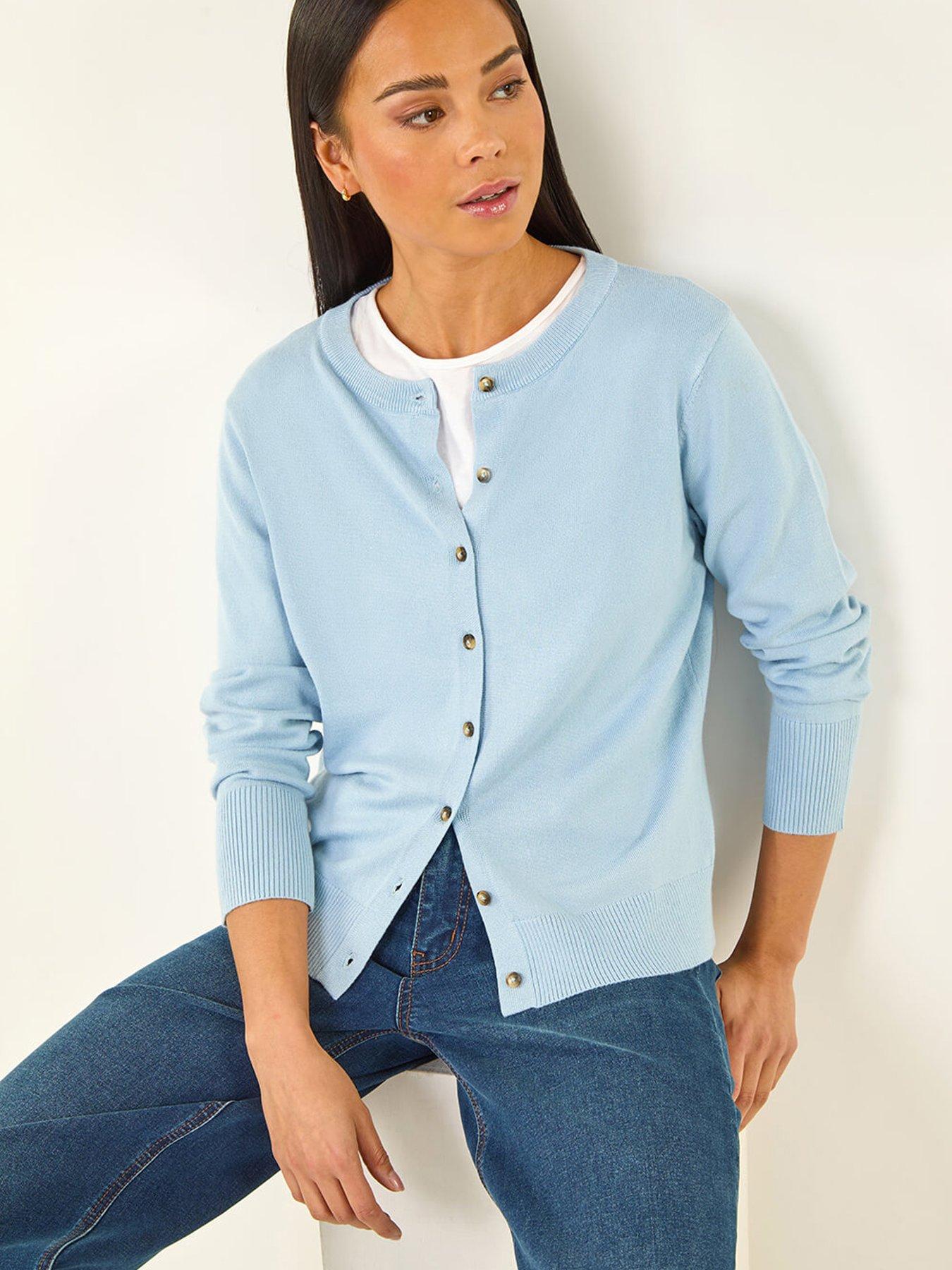 roman-petite-buttoned-cardiganoutfit