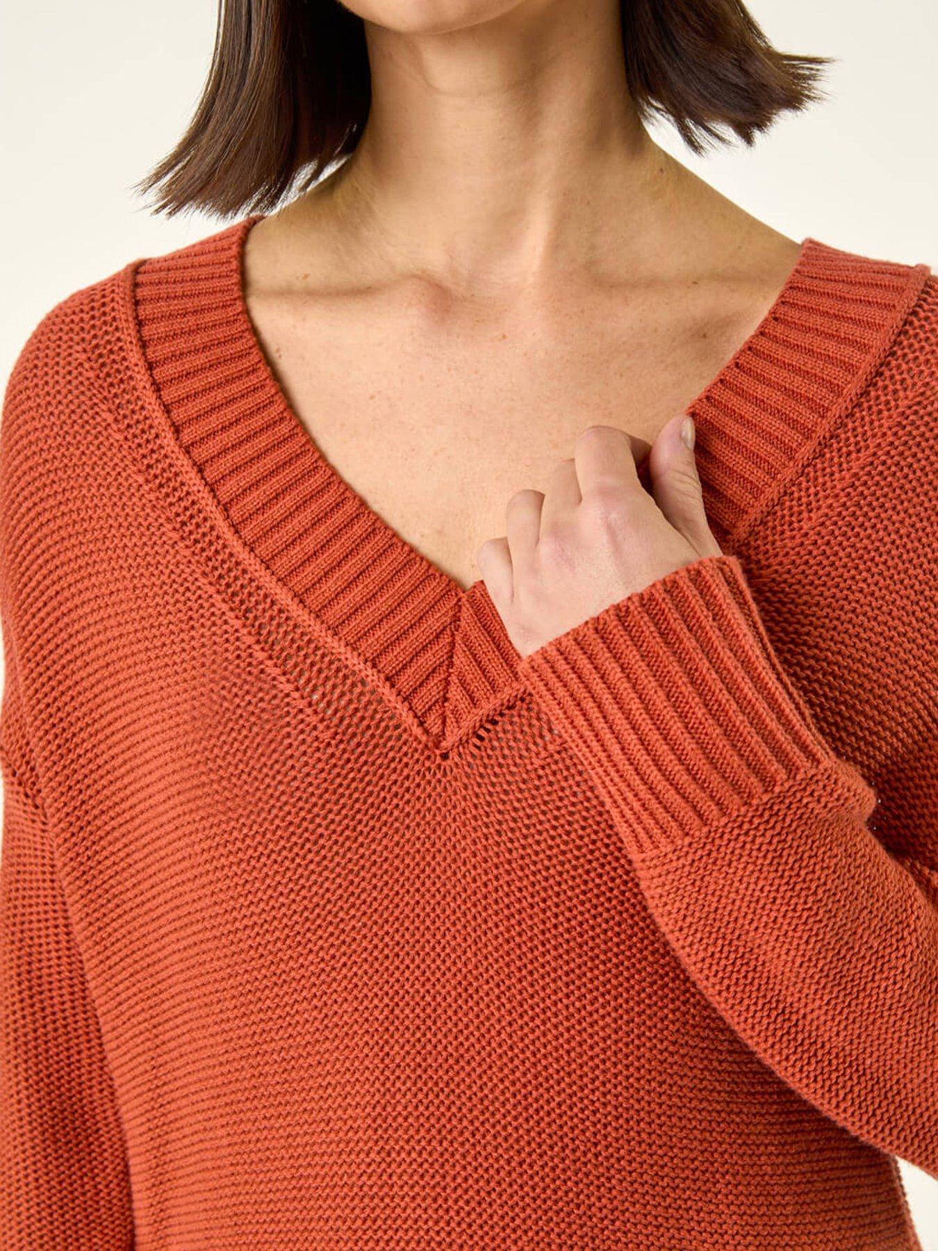 roman-ribbed-v-neck-boyfriend-jumperdetail