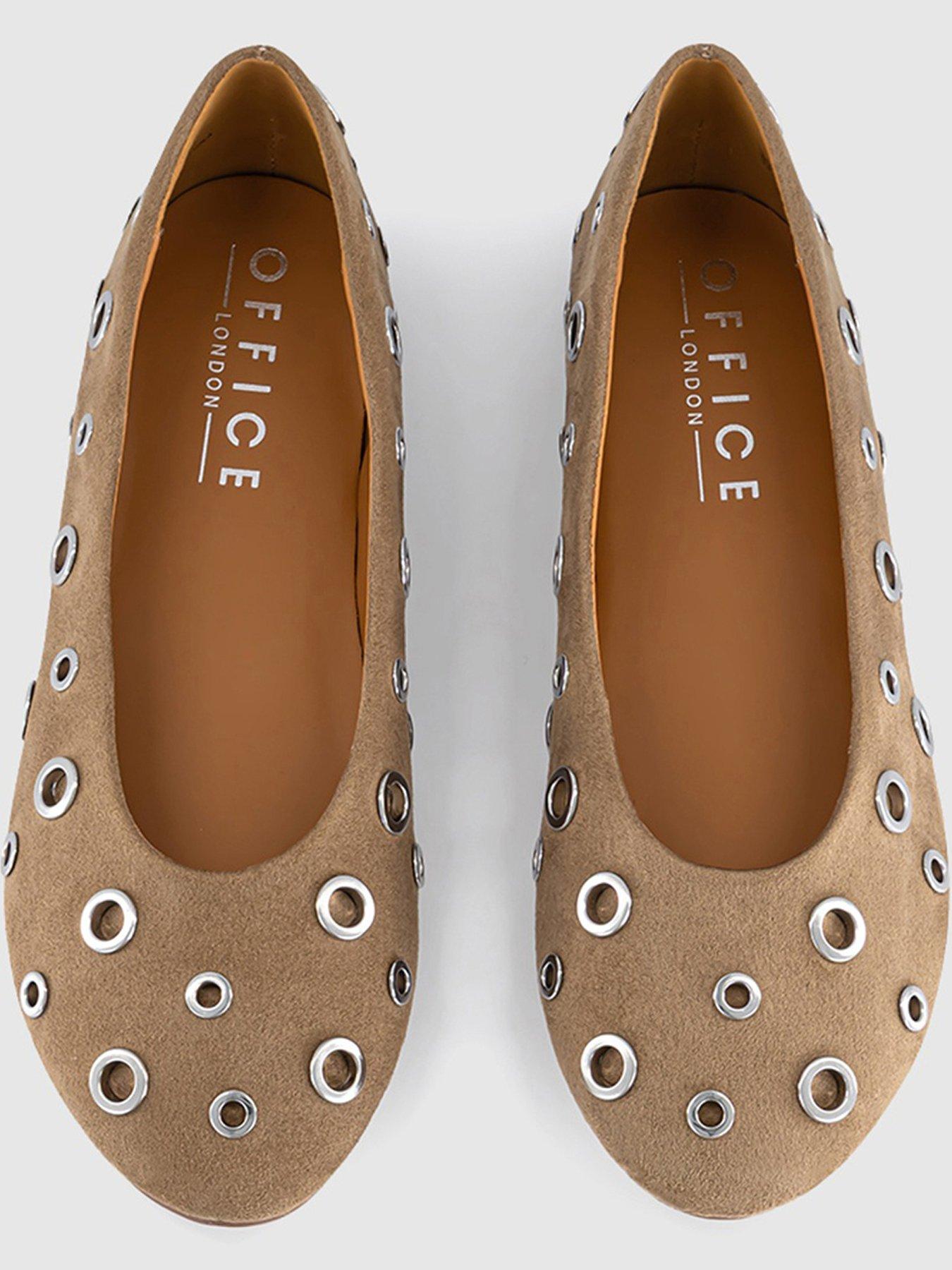 office-forever-rivet-hardware-ballerina-beigeoutfit