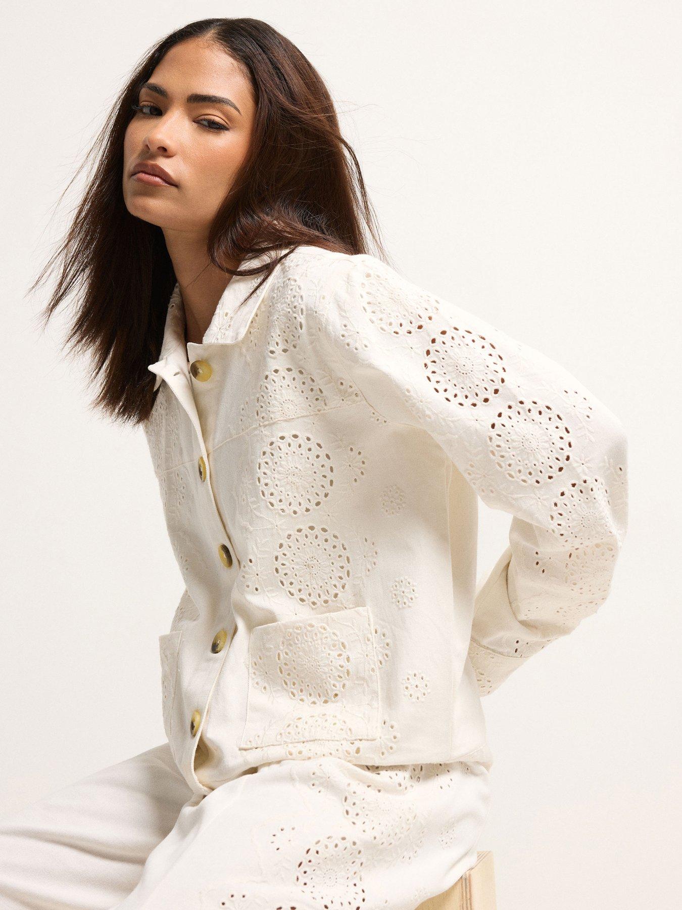 pixiegirl-petite-broderie-boxy-jacket-whitefront