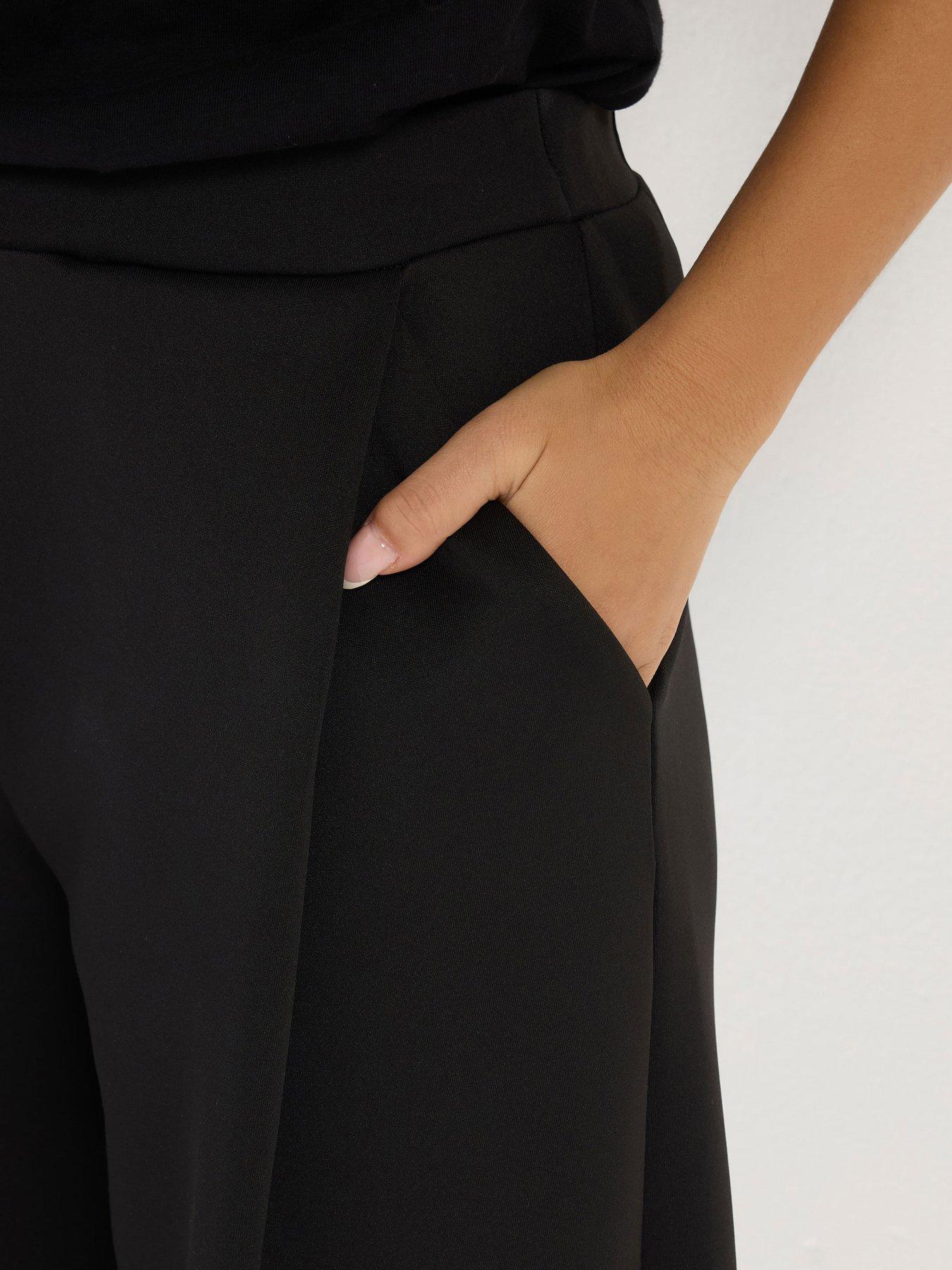 pixiegirl-petite-scuba-pleat-barrel-trouser-blackoutfit