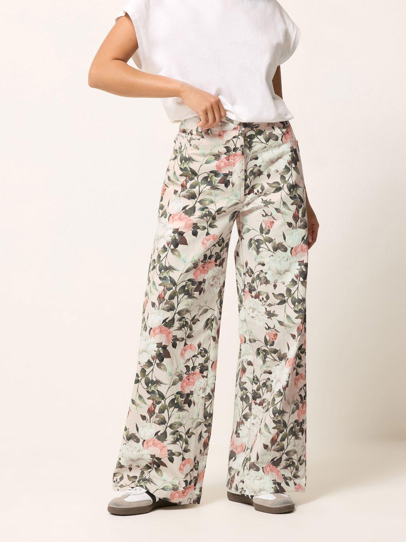 PixieGirl Petite Floral Stretch Denim Wide Leg Jean - White