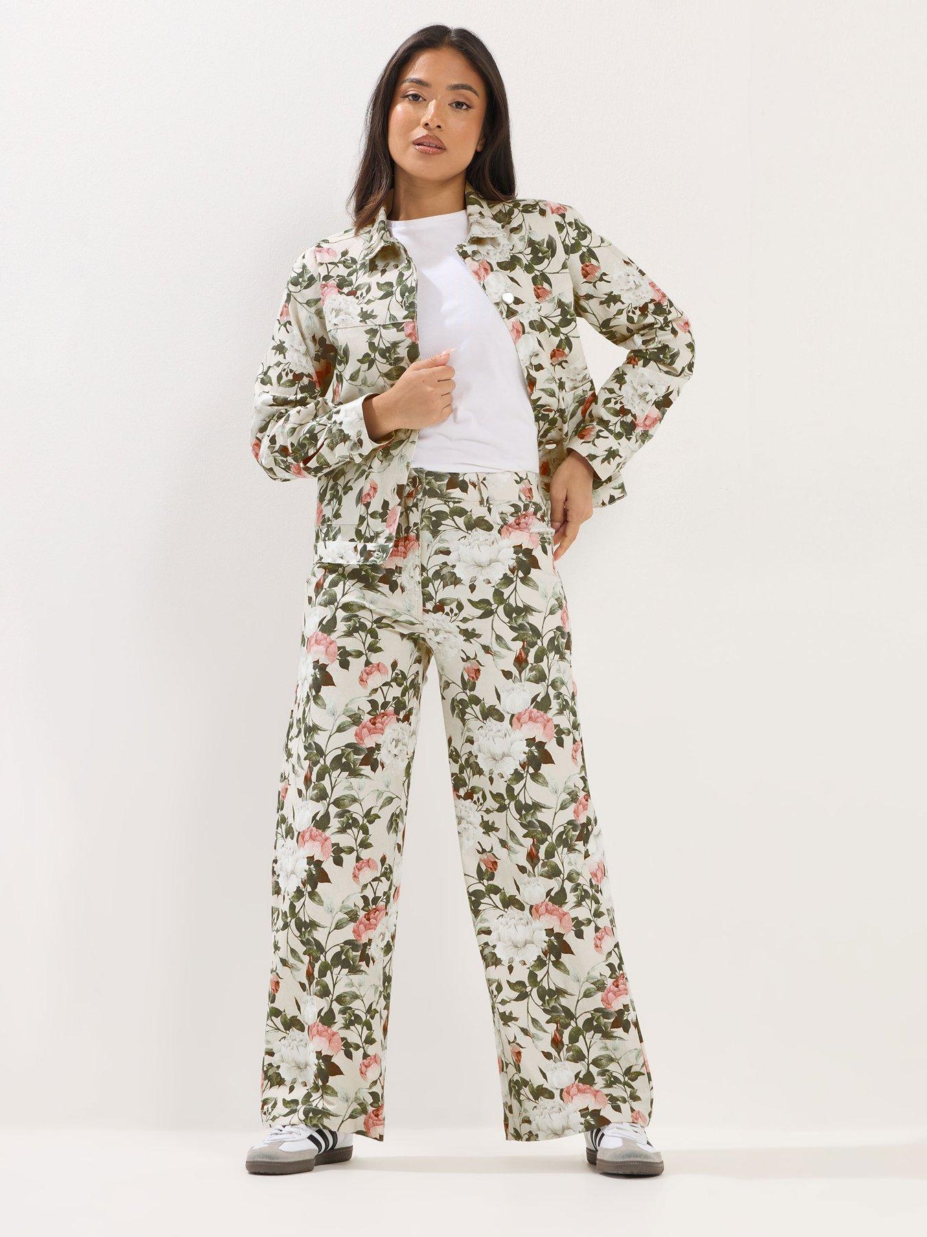 pixiegirl-petite-floral-print-denim-jacket-whiteback