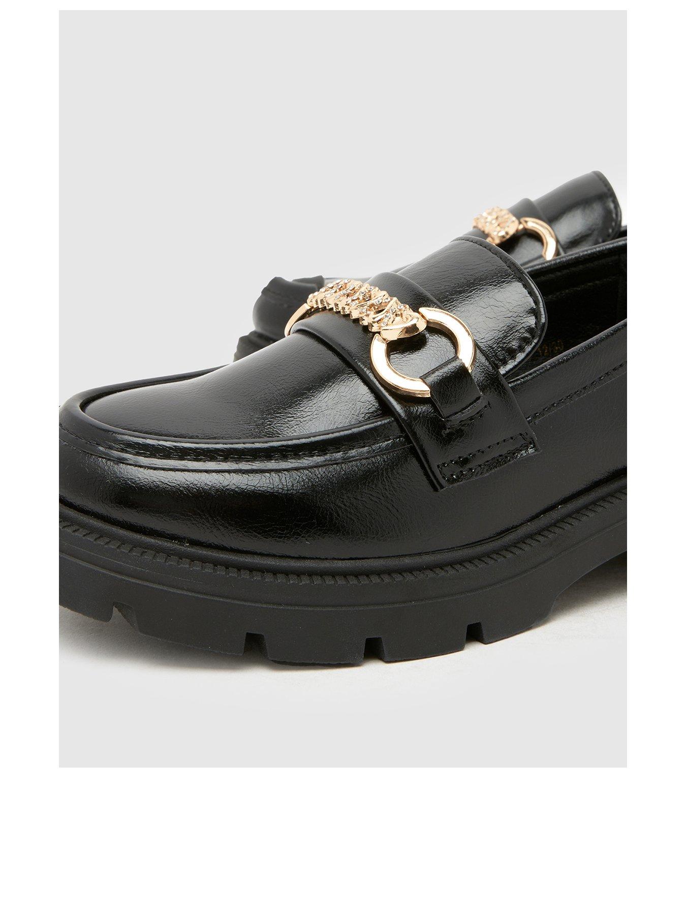 schuh-junior-bts-loyalty-chunky-love-heart-loafer-loretta-update-blackback