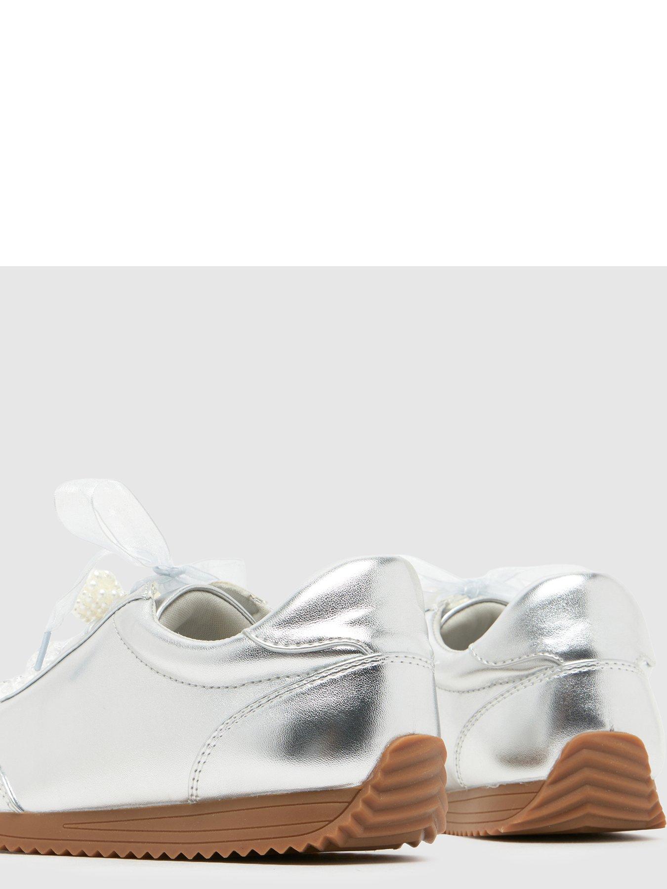 schuh-youth-mittens-charm-traineroutfit