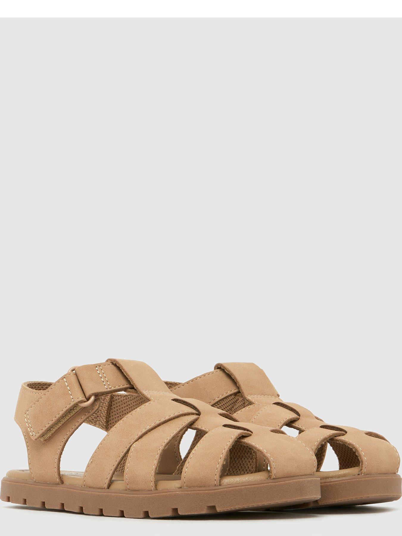 schuh-junior-tobias-fisherman-sandal-beigeoutfit
