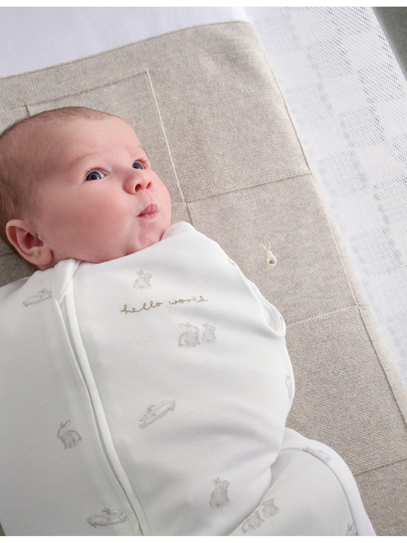 mamas-papas-swaddle-newborn-10-tog-bunnydetail