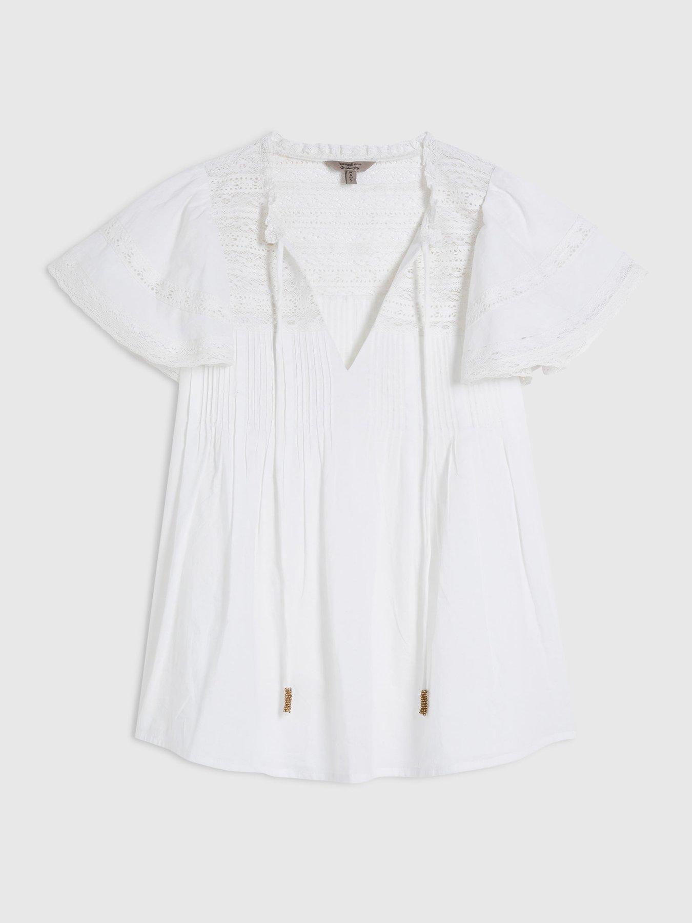 Image 5 of 6 of River Island Ruffle Sleeve Lace Blouse - White