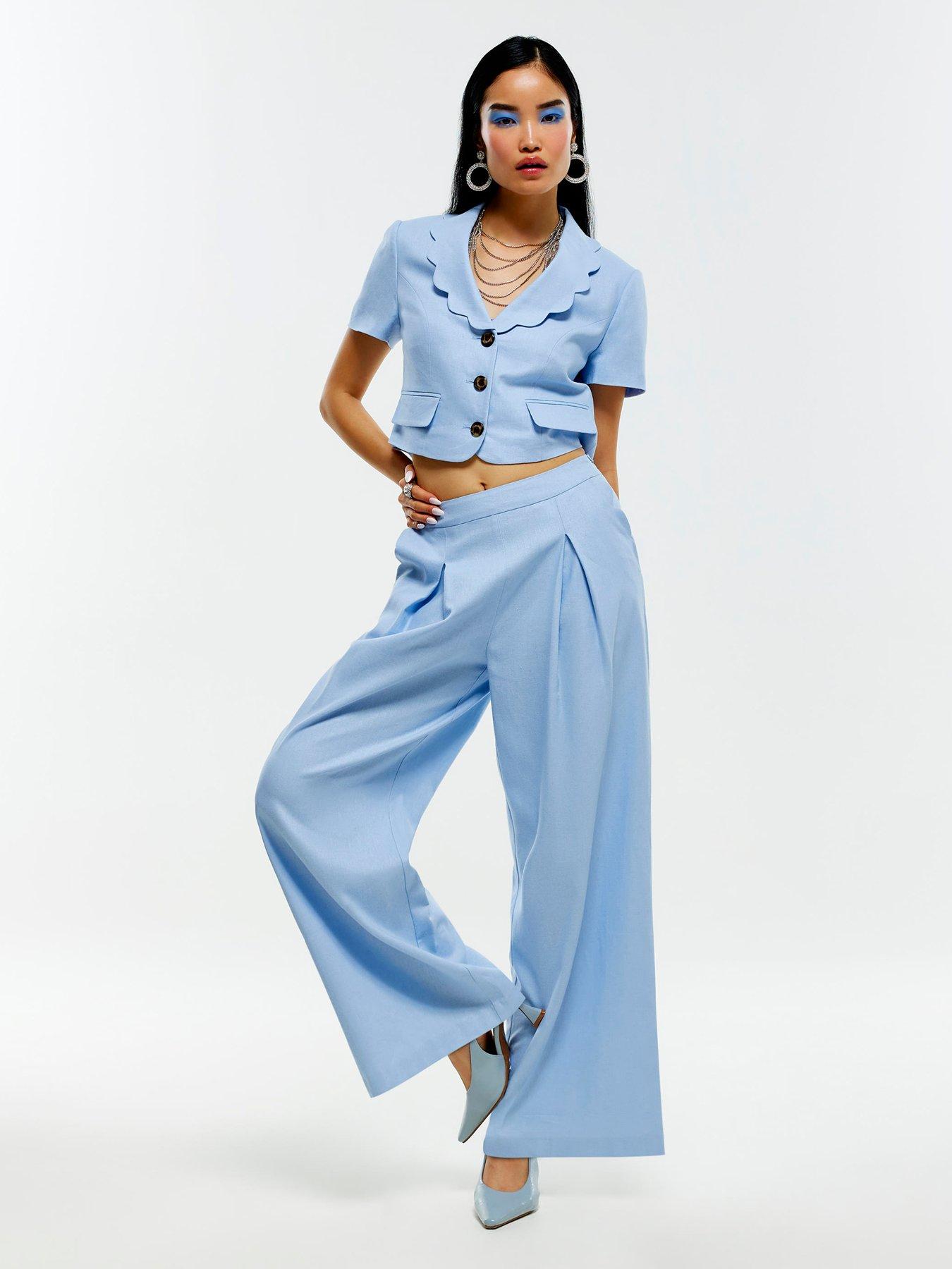Image 3 of 6 of River Island Blue - Light Crop Scallop Linen Jacket Co-ord