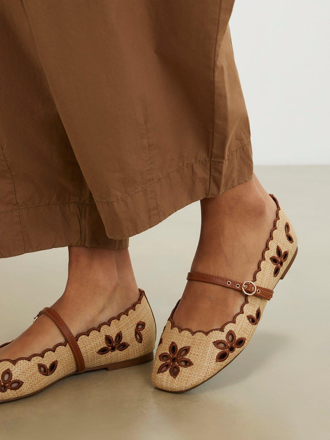 River Island Scallop Edge Broderie Ballet Flats - Cream