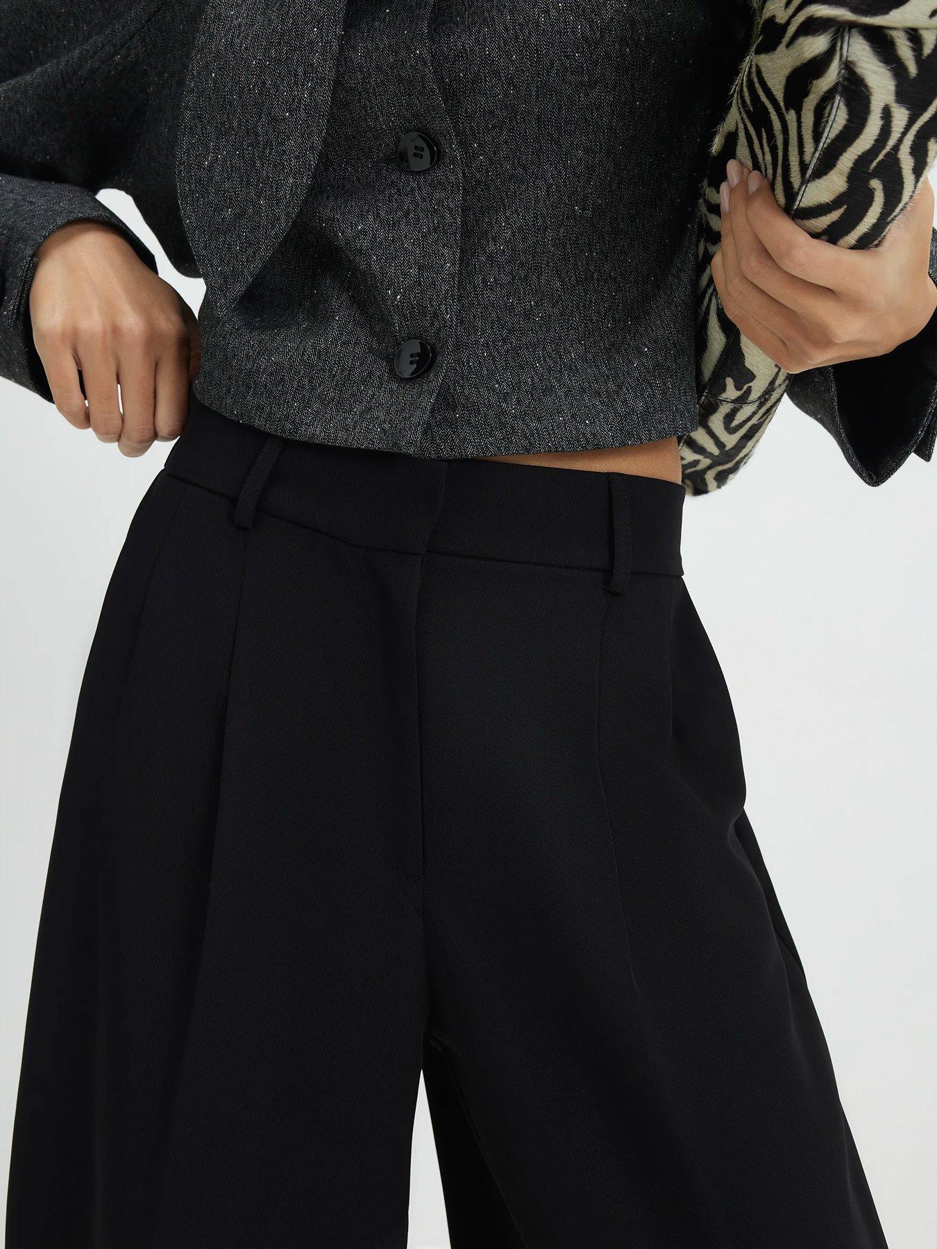 Image 4 of 4 of River Island Drapey Barrel Leg Trousers - Black