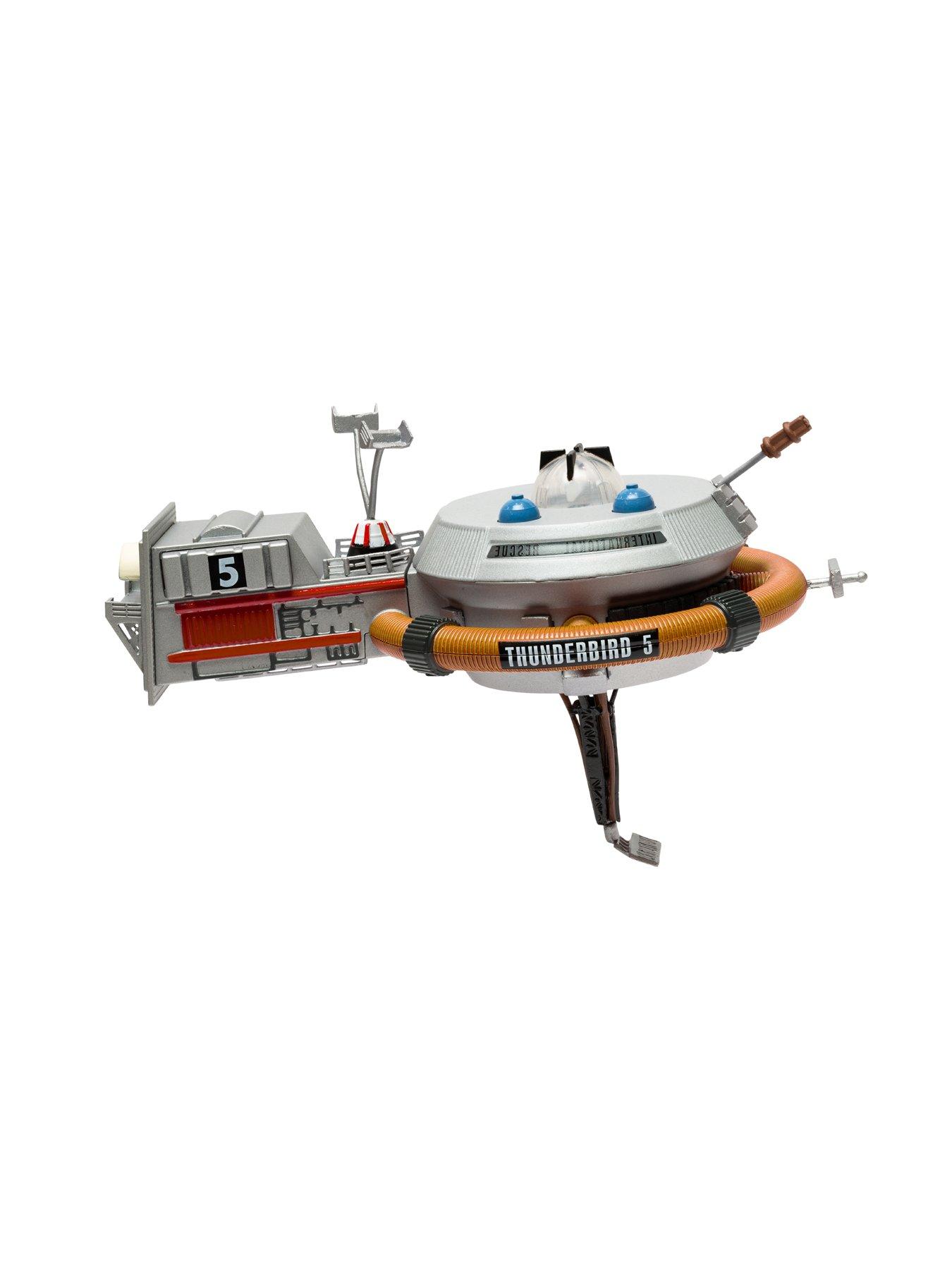 corgi-thunderbirds-fab-collection-thunderbird-5outfit