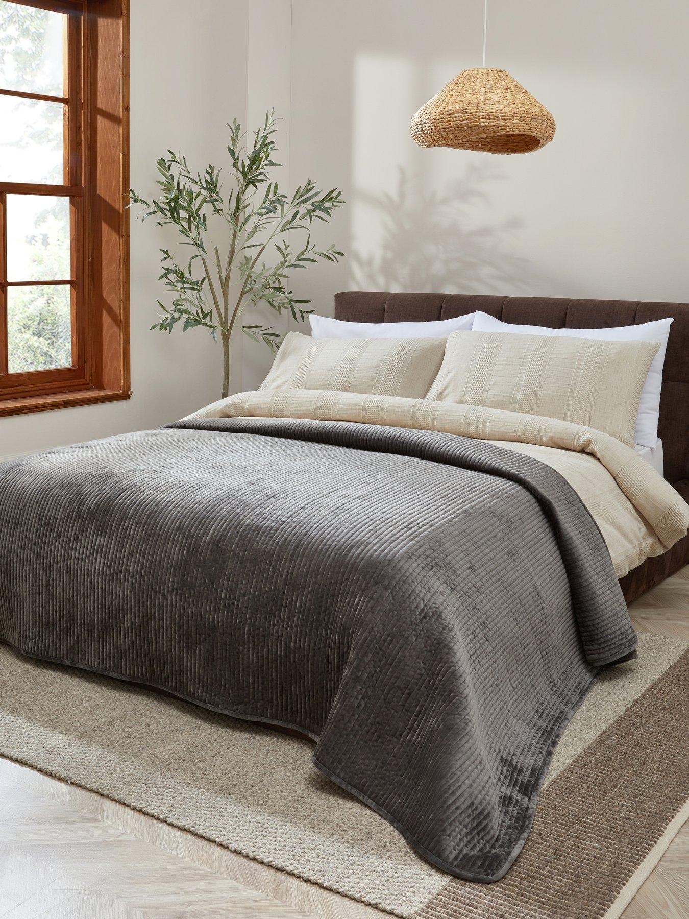 Michelle Keegan Home Mk Velvet Stripe Bedspread 165X240