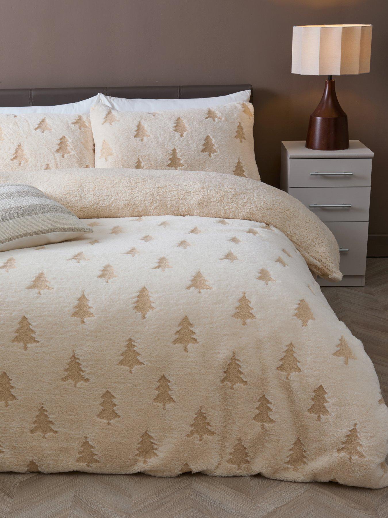 The Very Collection Cosy Christmas Tree Duvet Set