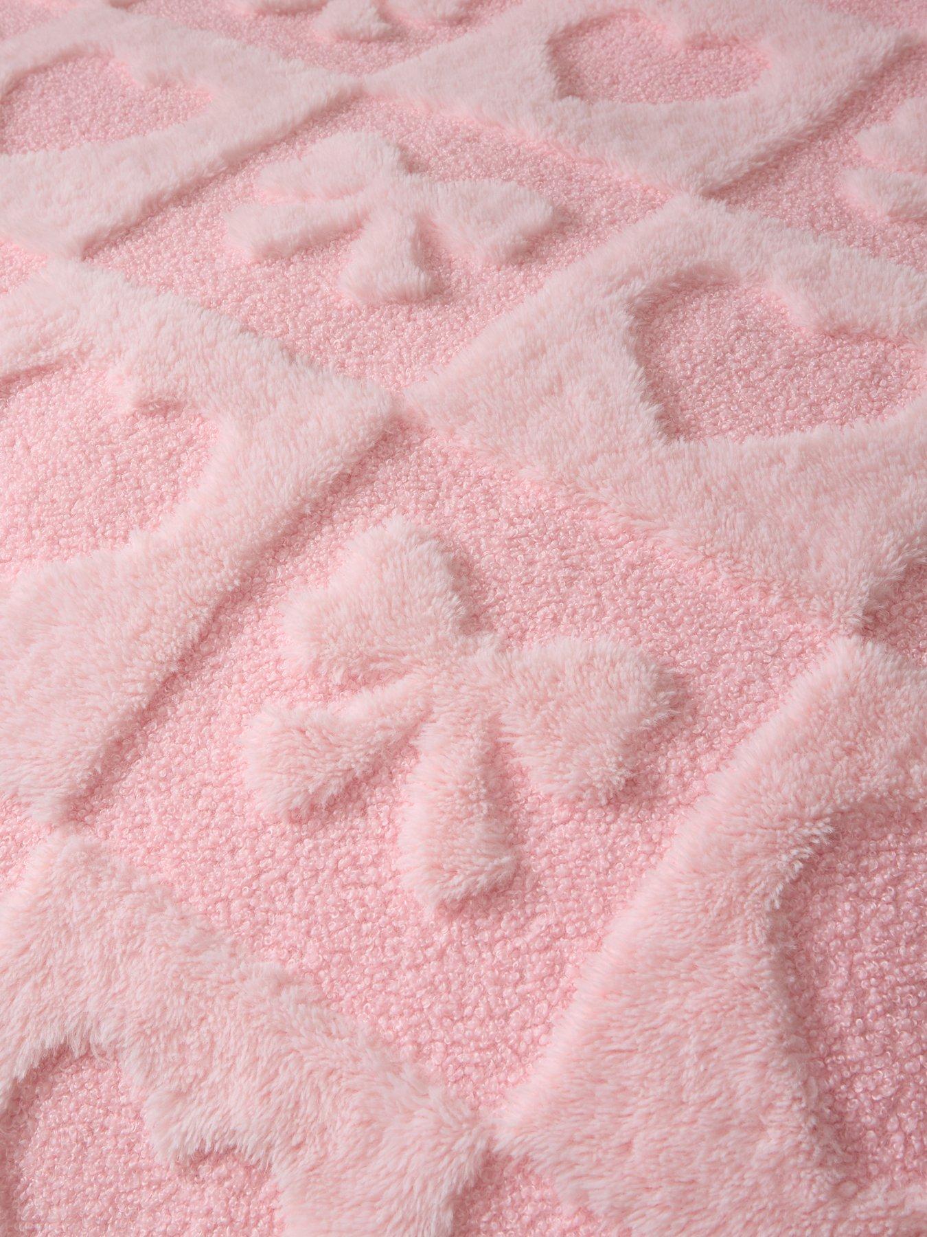 Image 3 of 4 of The Very Collection Cosy Bow And Heart Duvet Set