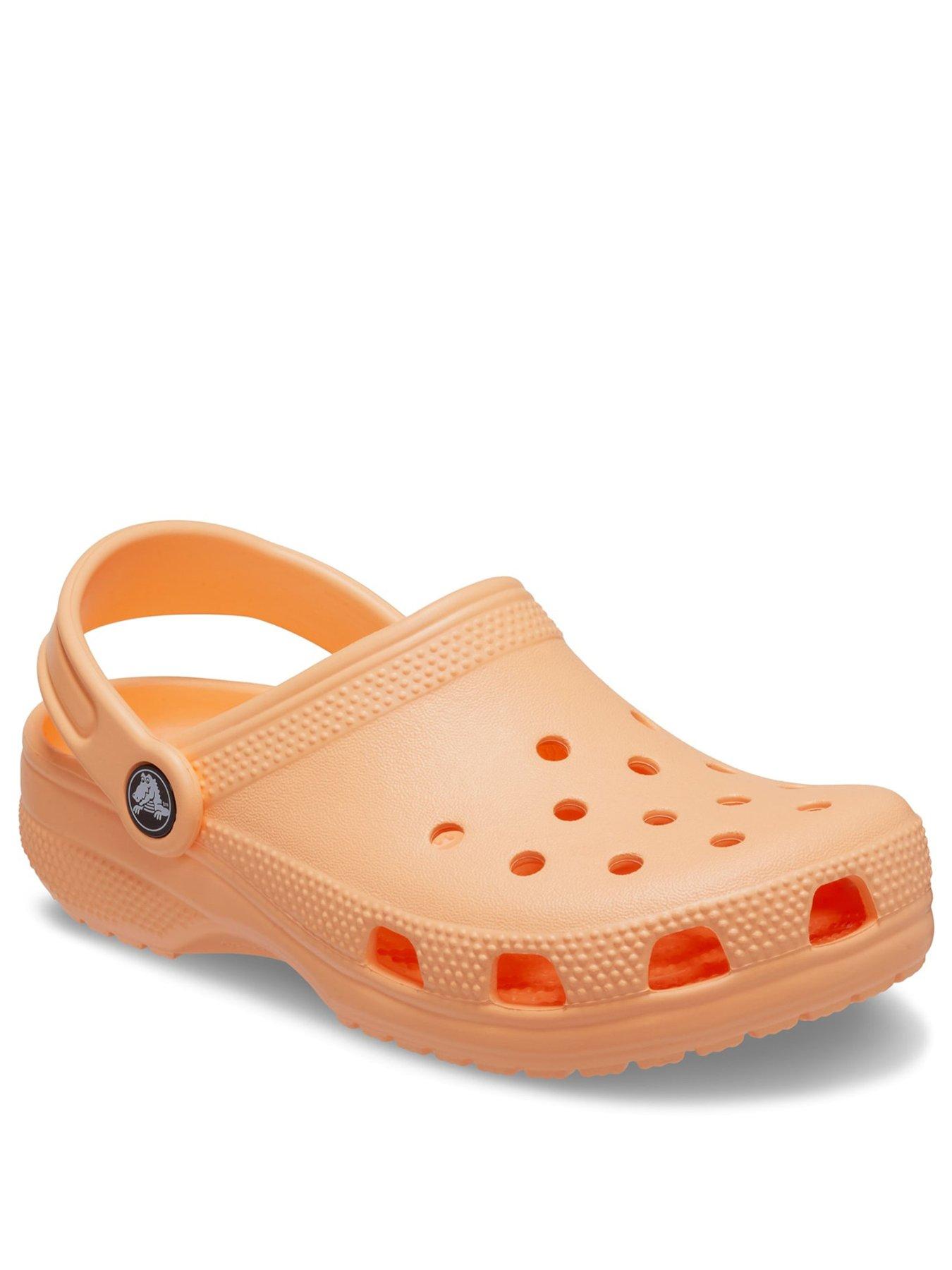 crocs-toddler-classic-clog-otangestillFront
