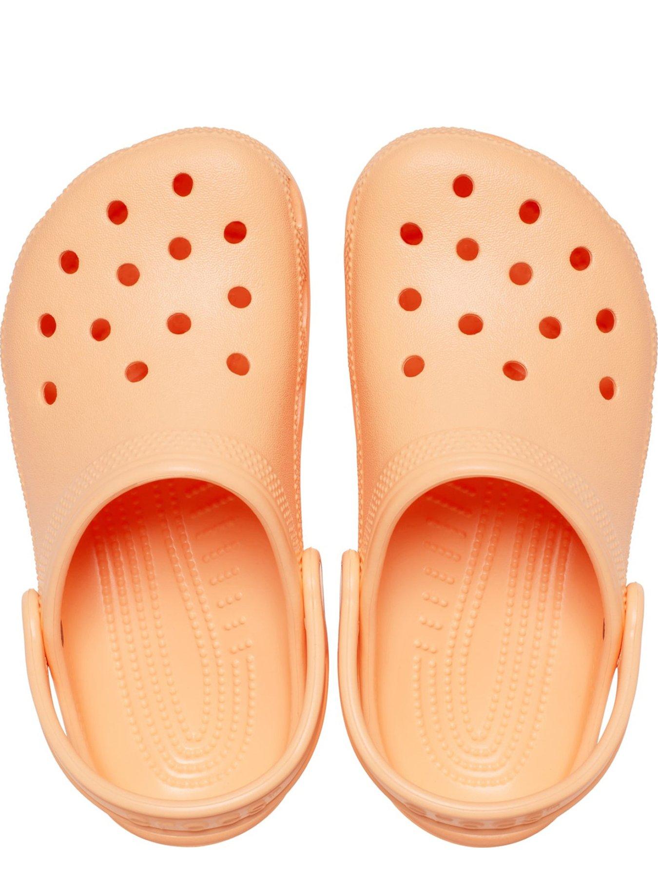 crocs-toddler-classic-clog-otangeoutfit
