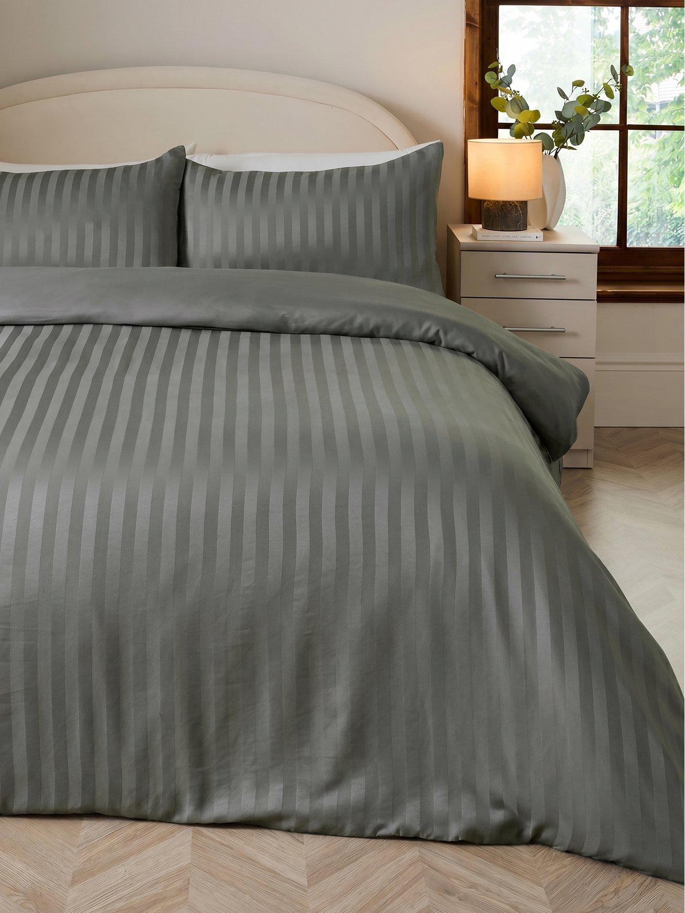 The Very Collection Super Soft Hotel Stripe Duvet Set