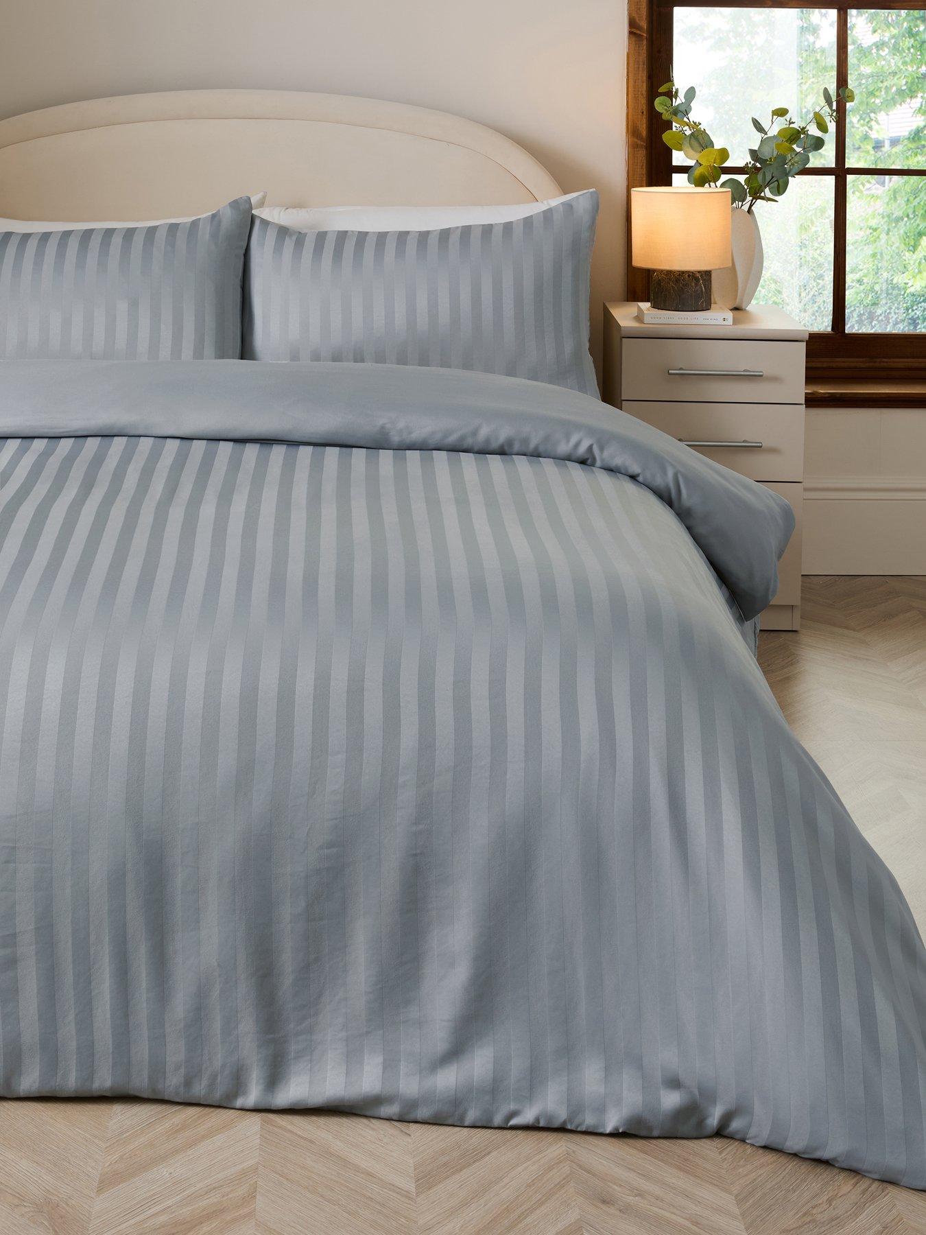 The Very Collection Super Soft Hotel Stripe Duvet Set