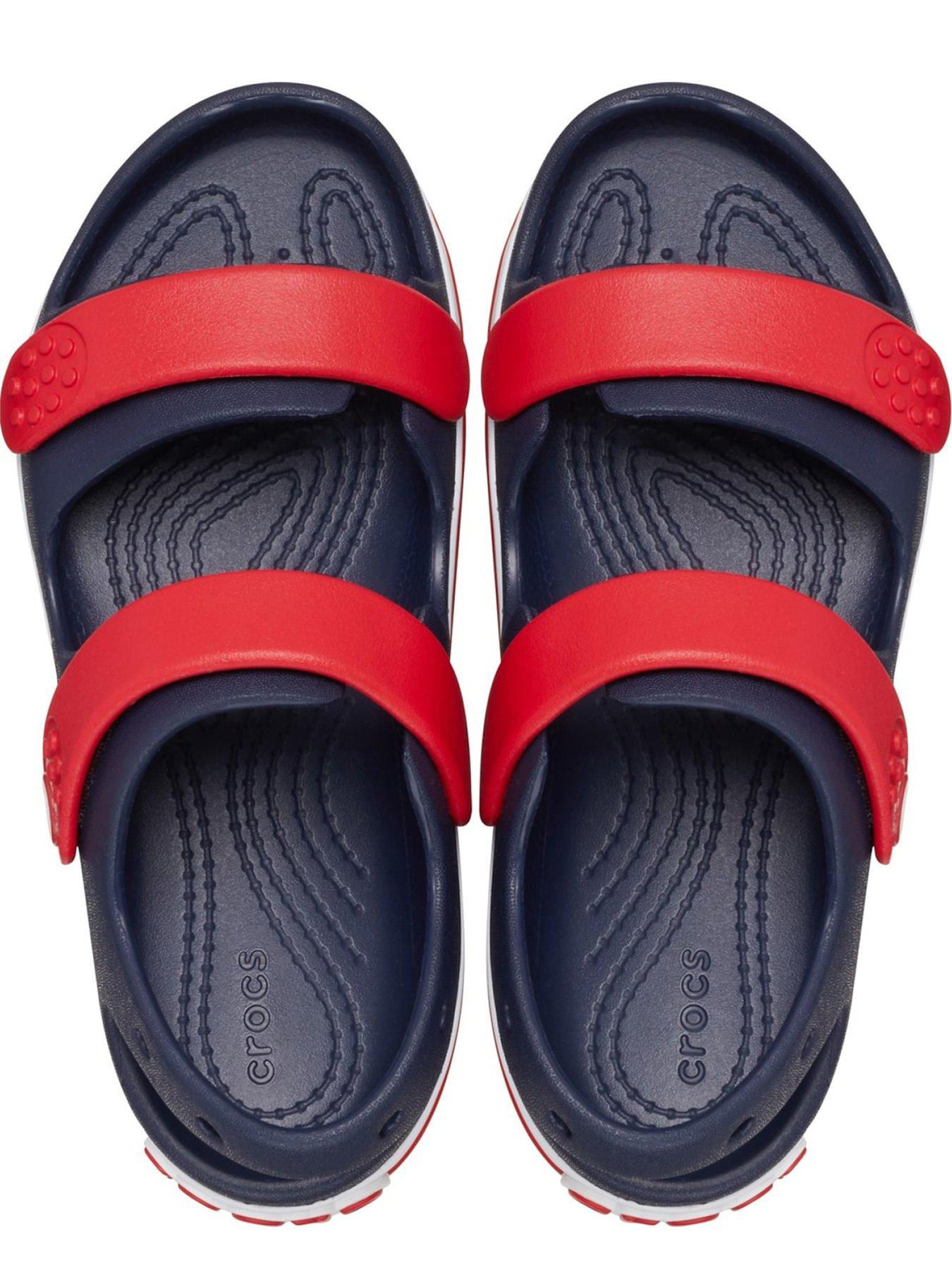 crocs-crocband-cruiser-sandal-kidsoutfit
