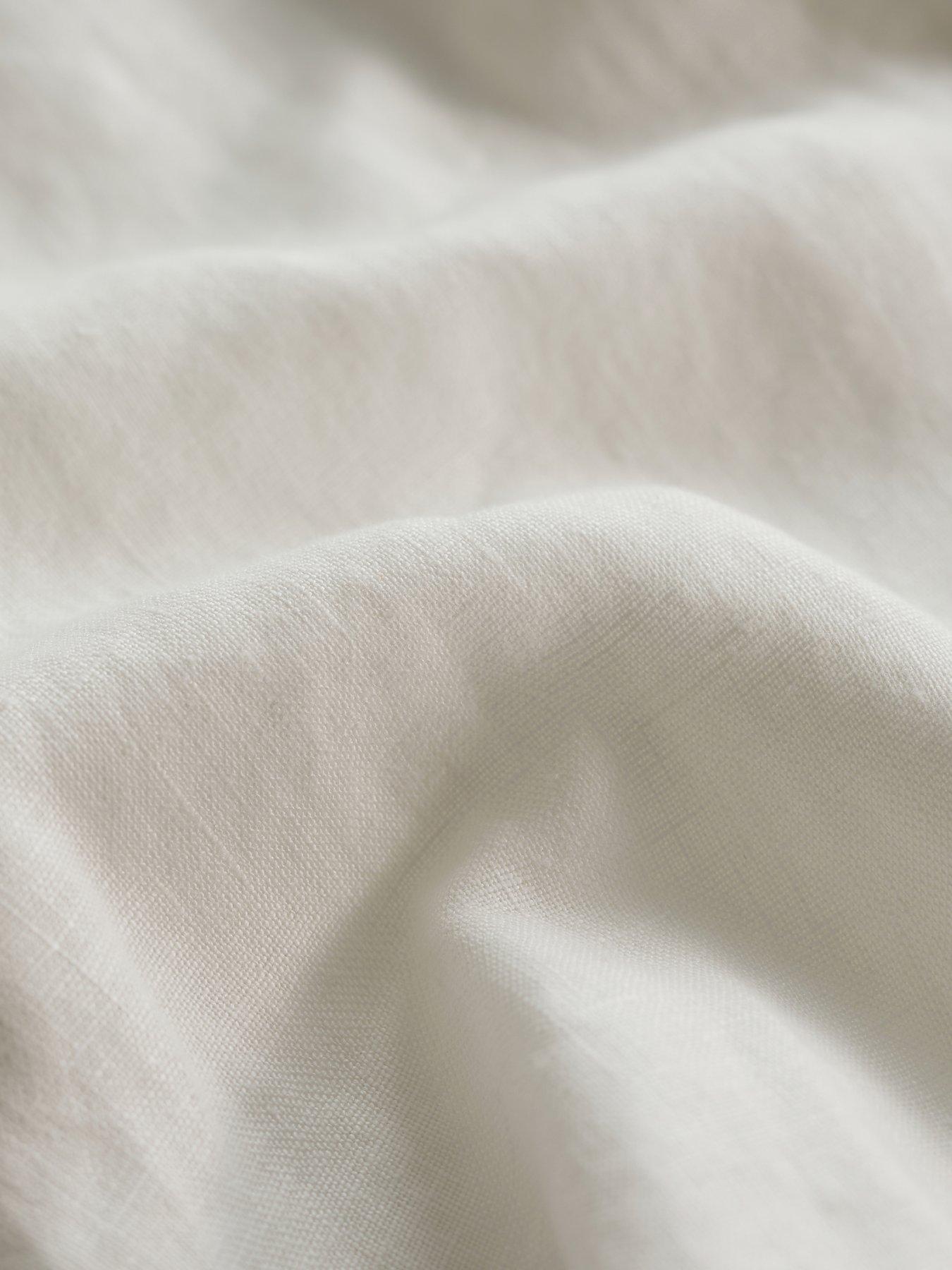 seasalt-cornwall-hazel-branch-shirt-chalkdetail