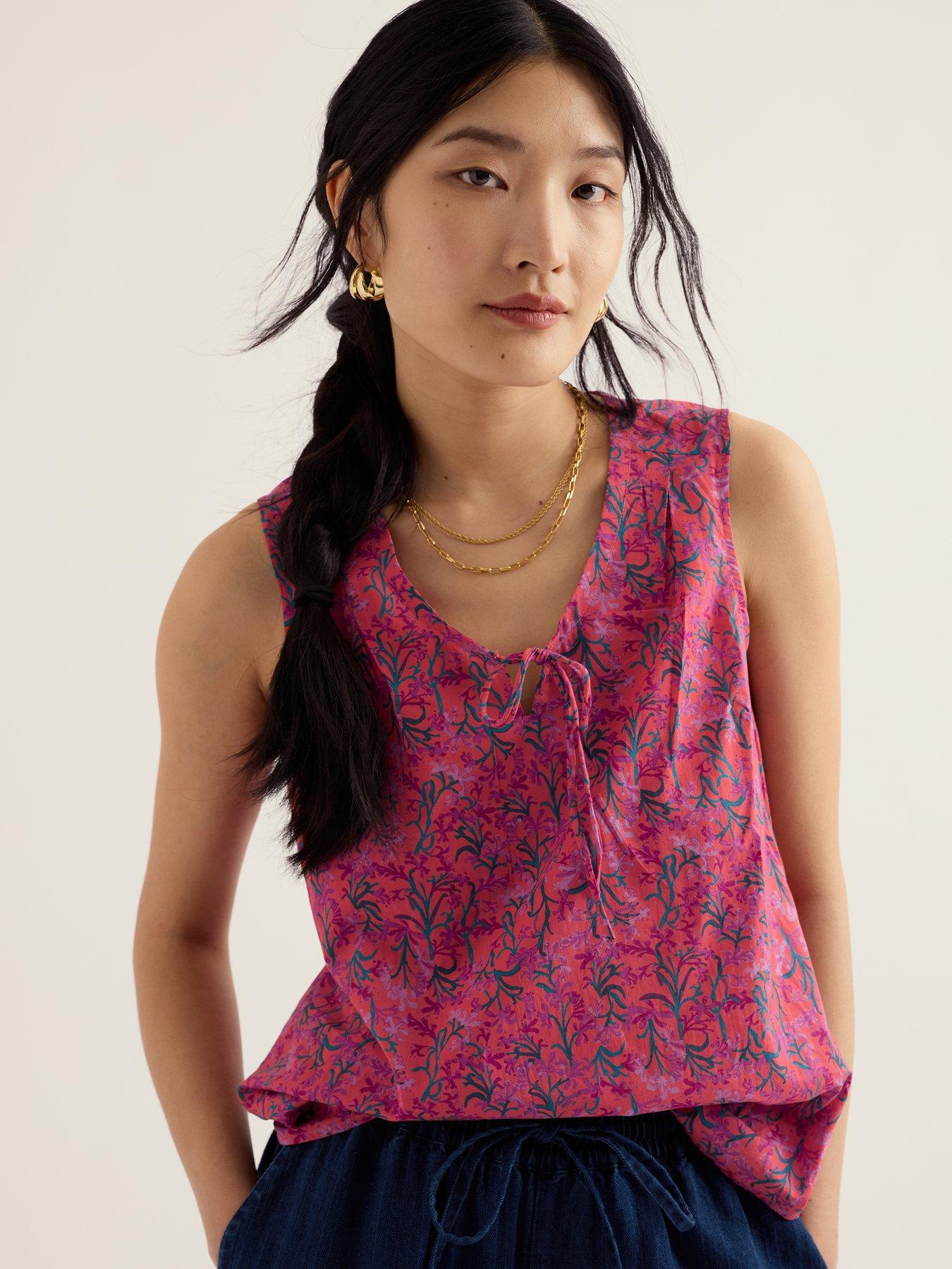 Image 1 of 5 of Seasalt Cornwall V Neck Sleevless Top - Summer Fronds Crab Claw