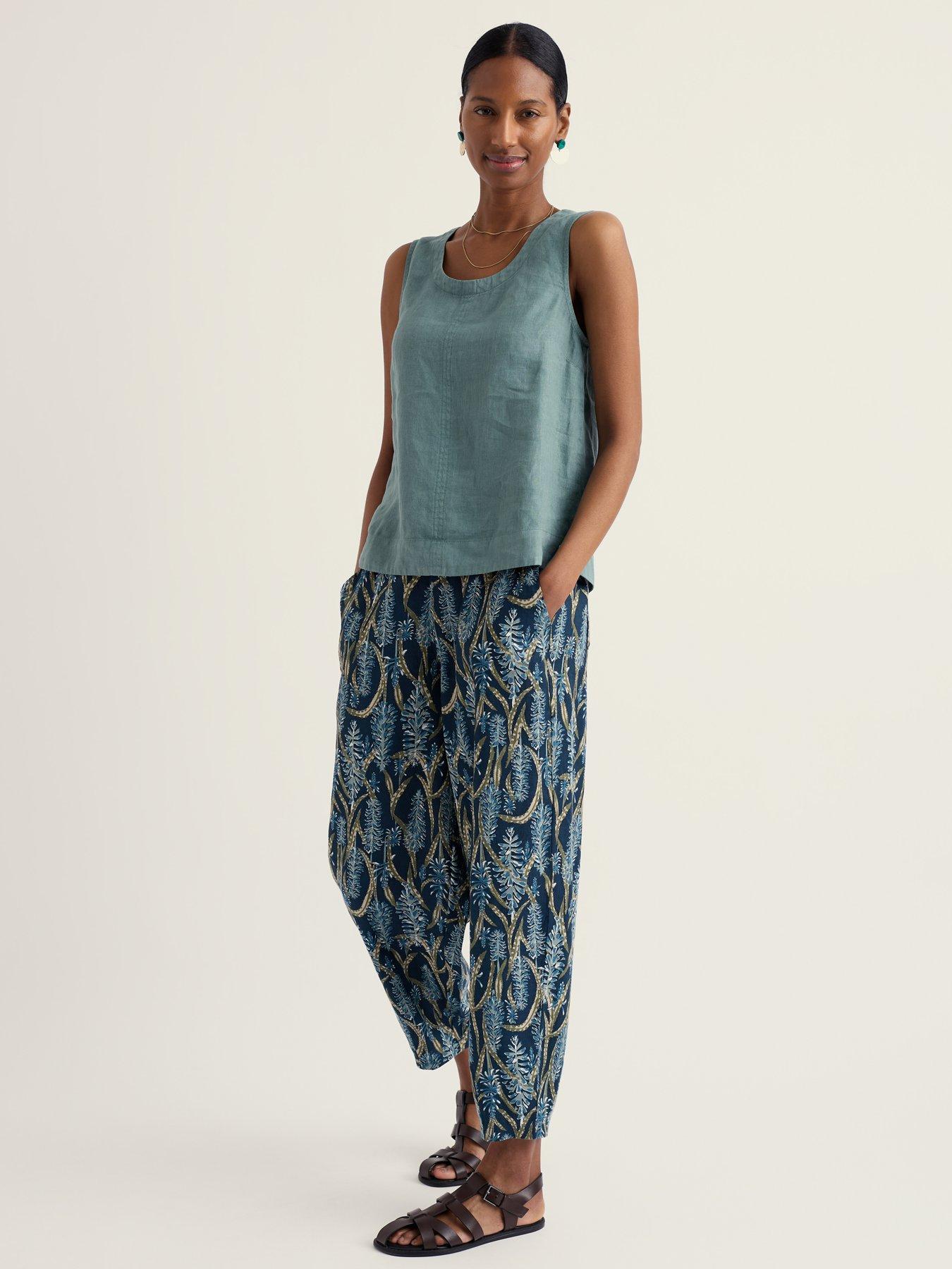 Image 3 of 5 of Seasalt Cornwall Noweth Trouser Red Hot Poker Maritime - Multi