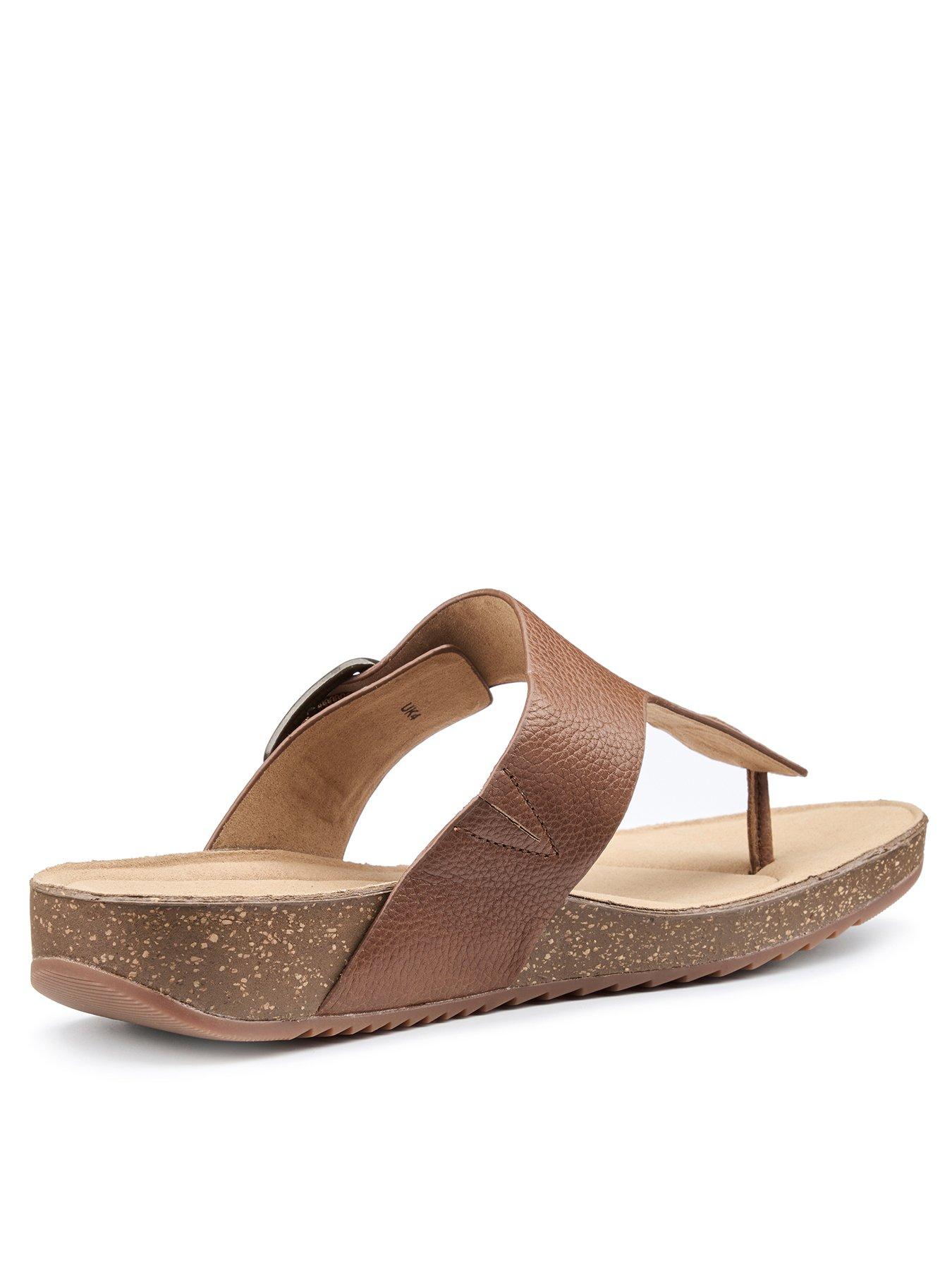 hotter-resort-wide-rich-tanback