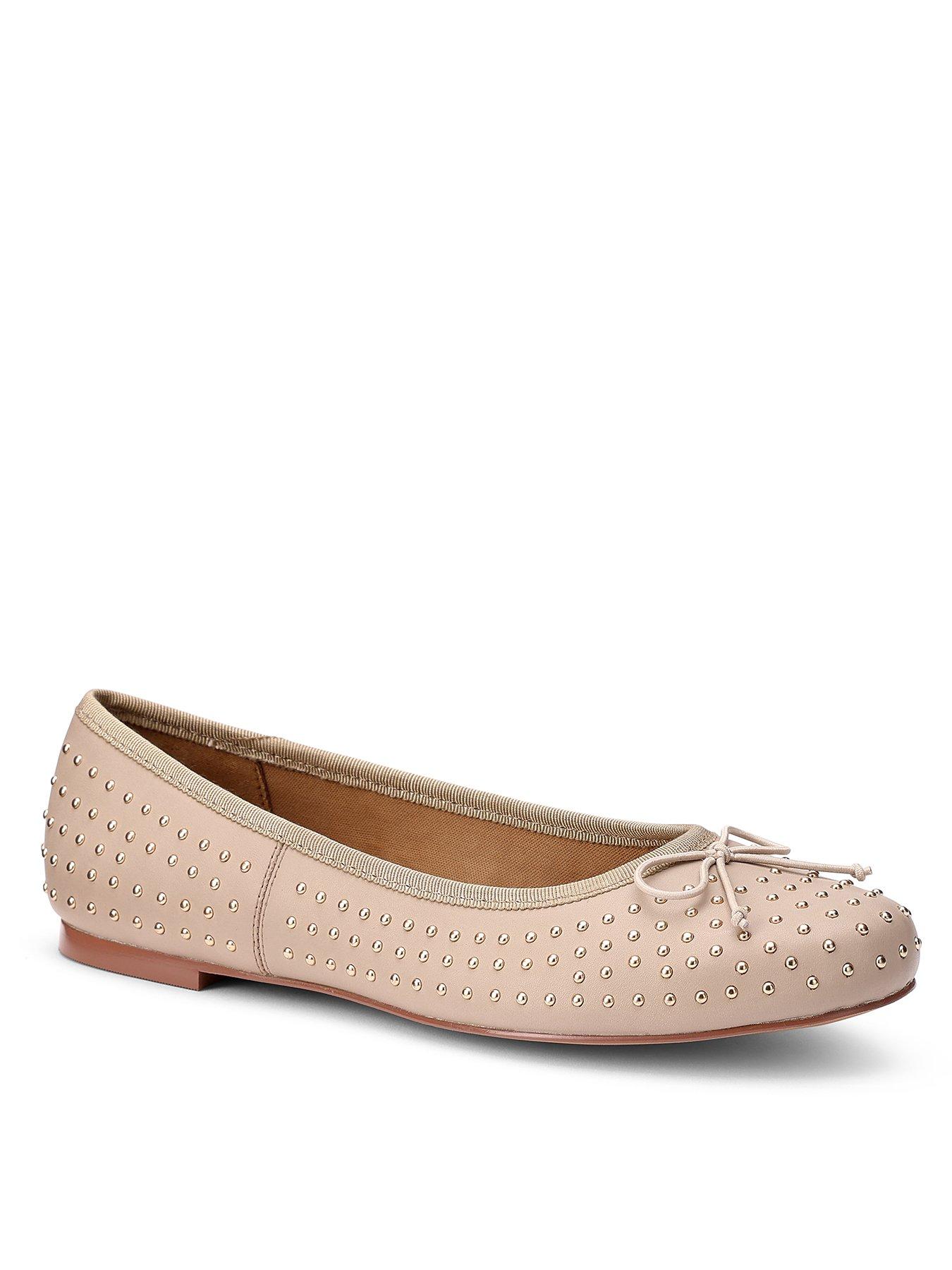 hotter-ebba-soft-beigestillFront