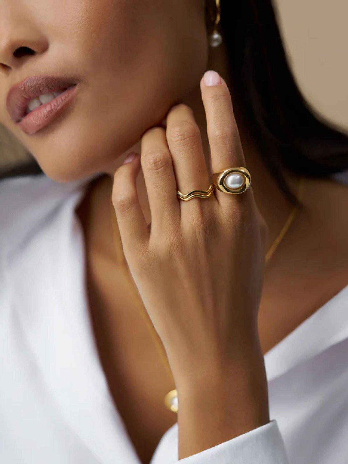 orelia-statement-molten-pearl-ring