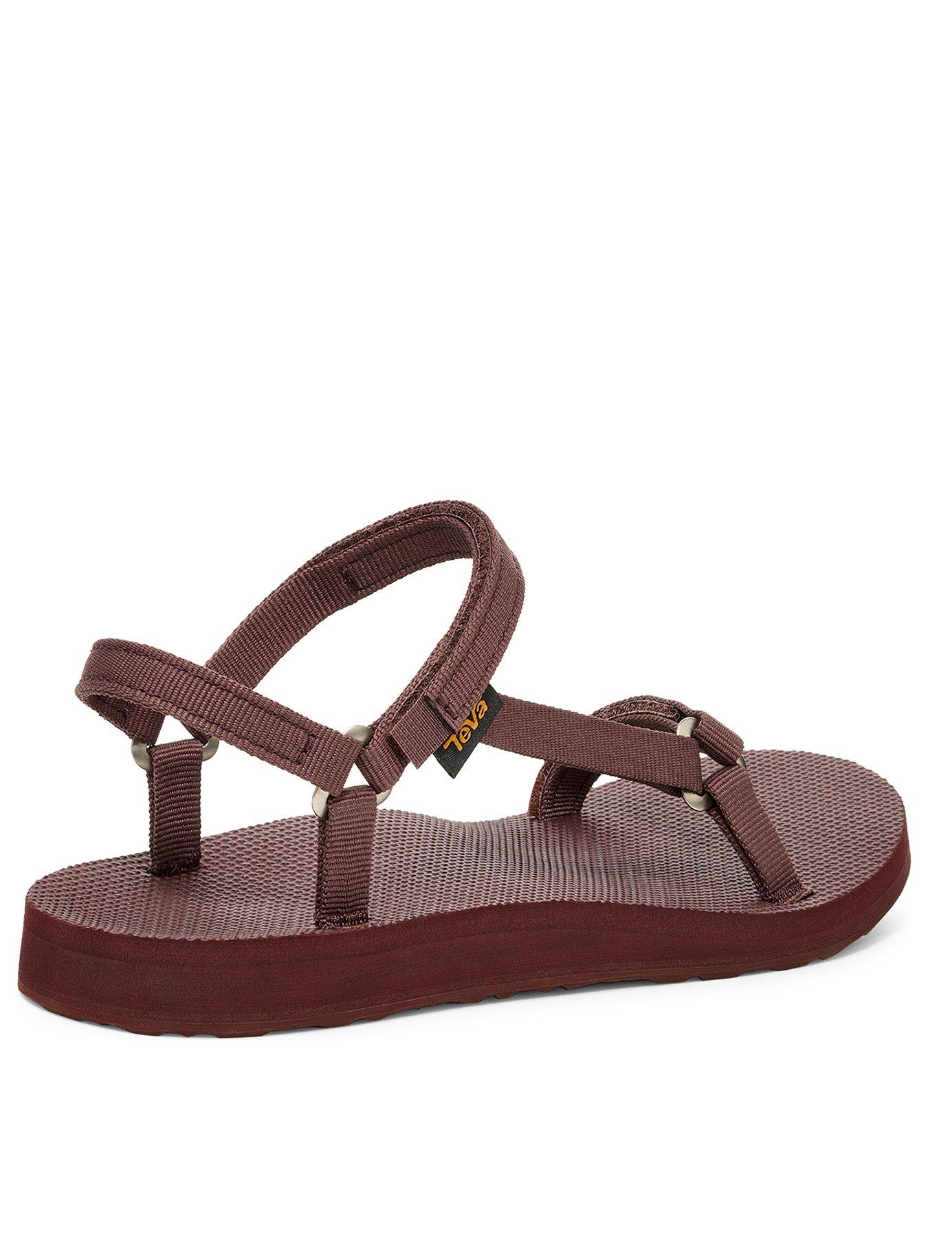 teva-original-universal-slim-brownback