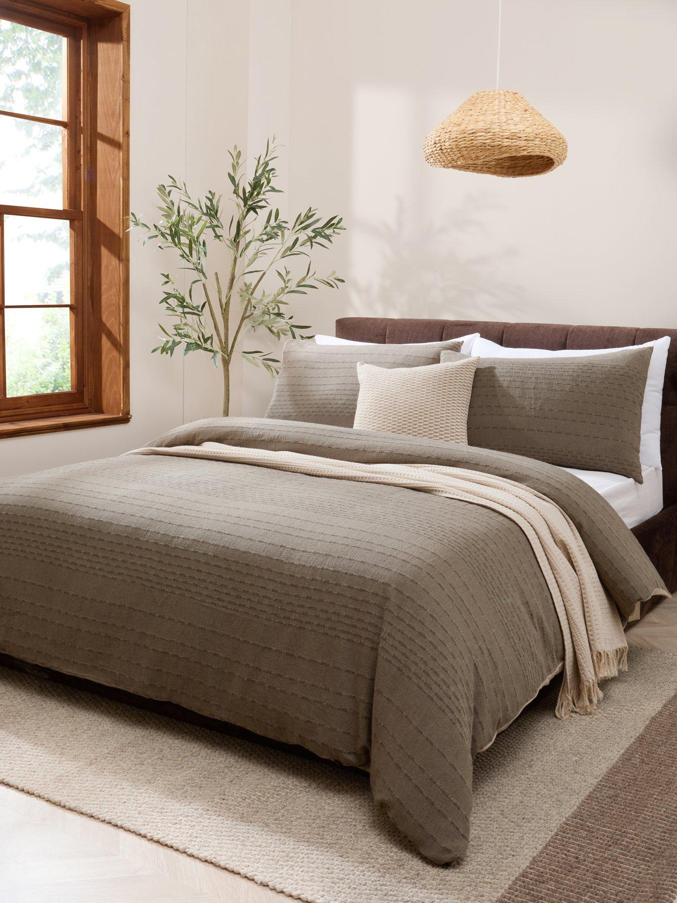 Michelle Keegan Home Linen Blend Woven Duvet Set