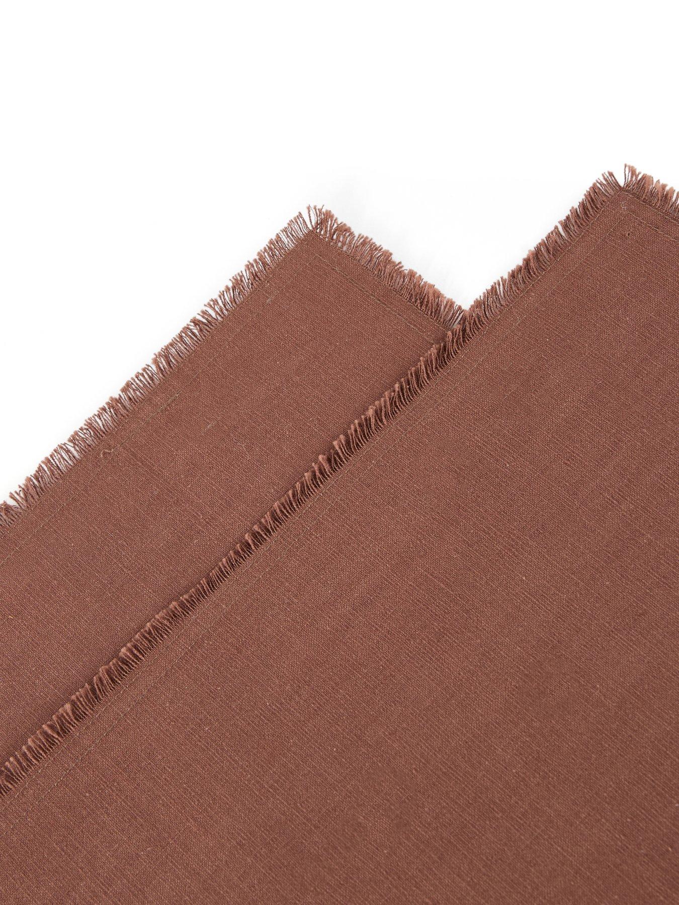 Image 4 of 7 of Michelle Keegan Home Cotton And Linen Blend Placemats With Raw Edge - Set Of 2