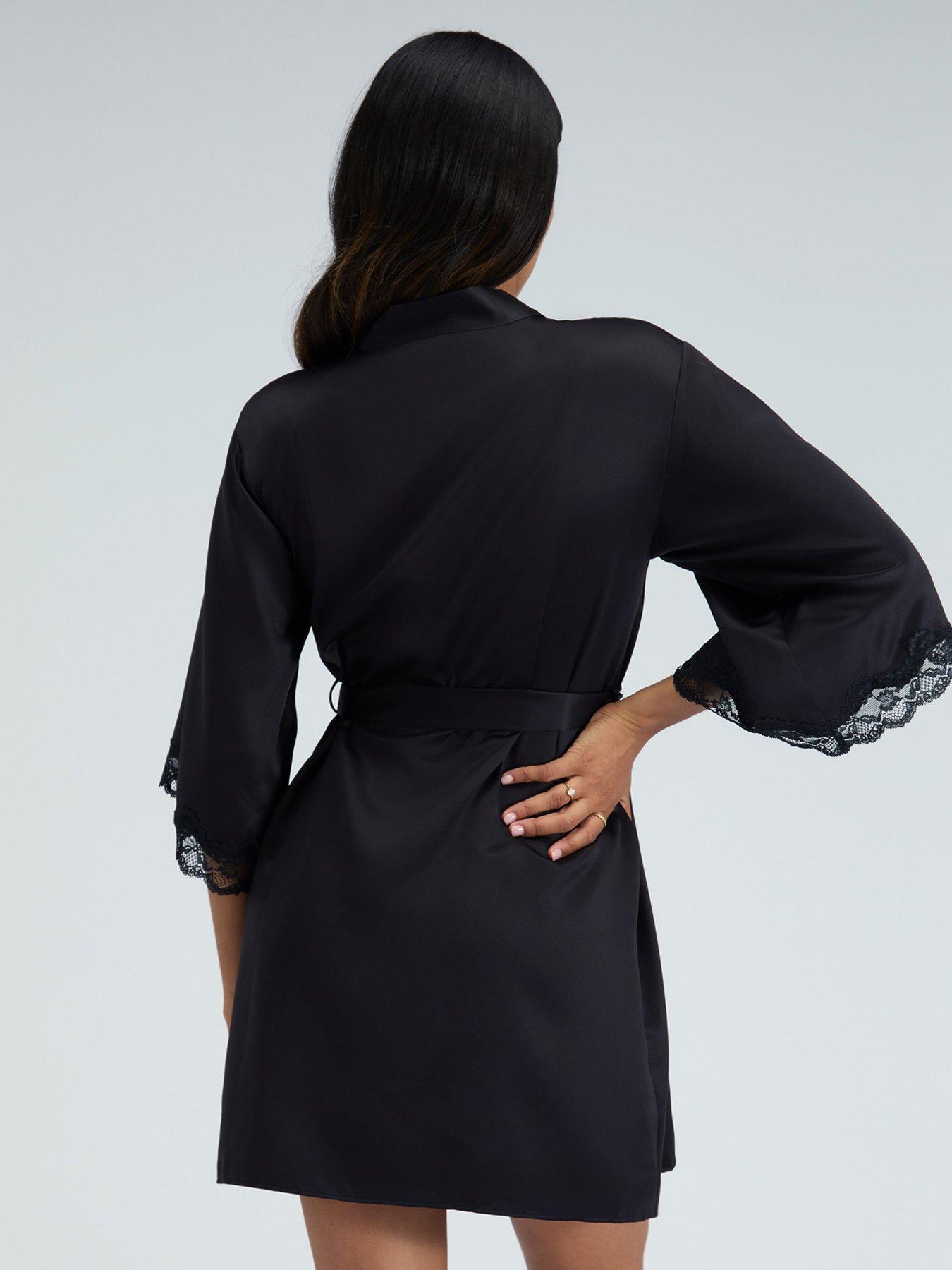 Image 4 of 6 of Boux Avenue Boux Avenue Amelia Satin Short Robe - Black