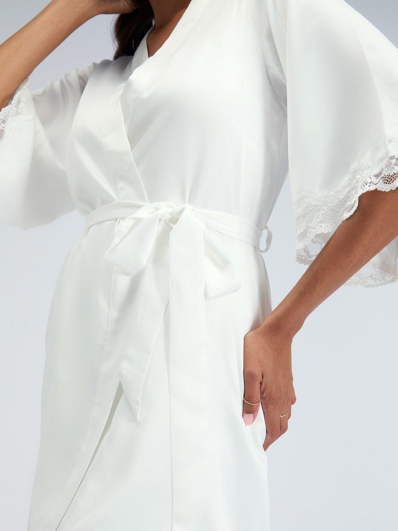 Image 5 of 5 of Boux Avenue Boux Avenue Amelia Satin Short Robe - Ivory